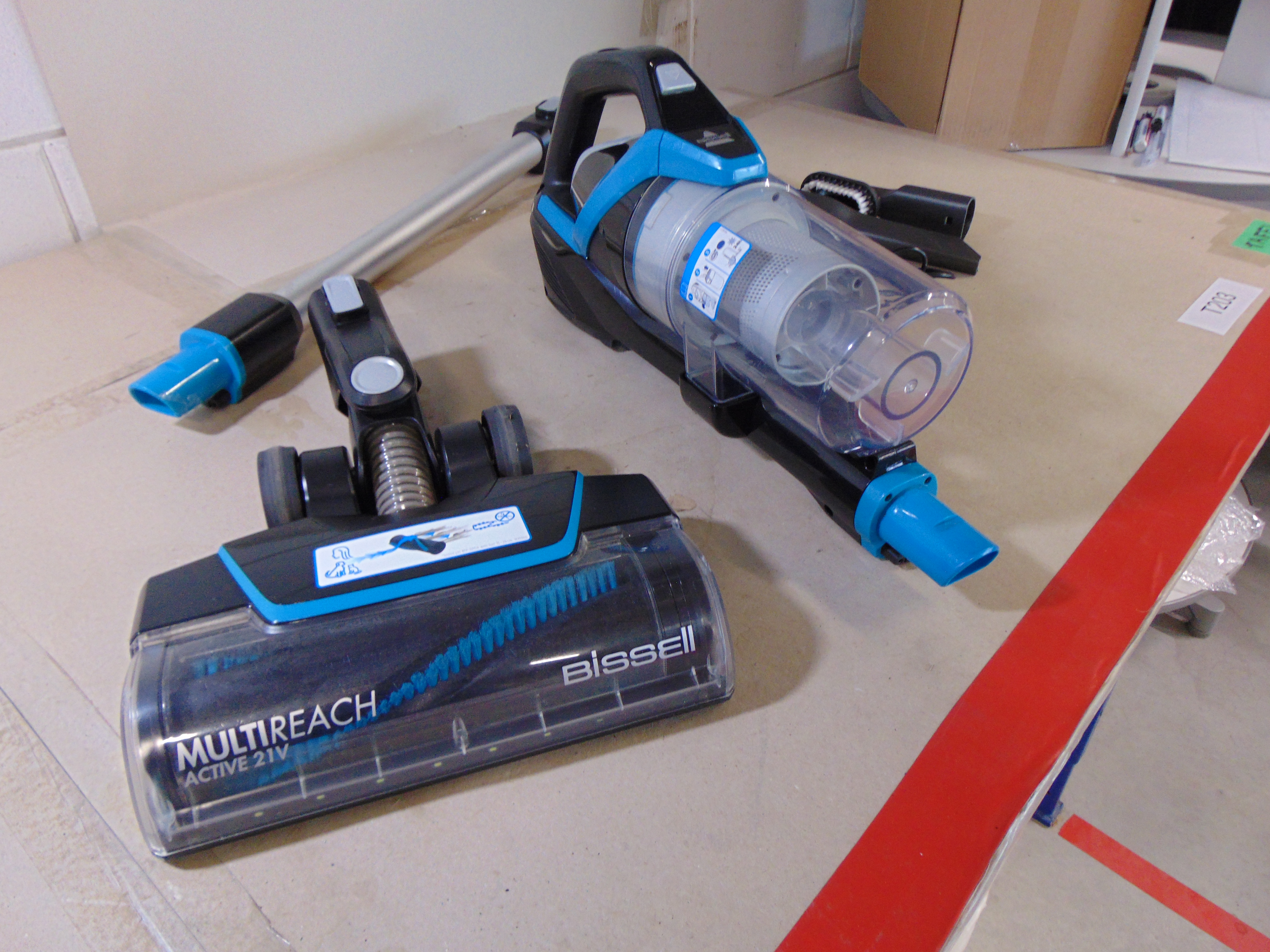Bissell 2907N MultiReach Active 2-in-1 Steelstofzuiger – foto 2 – kavel bij GSD Auctions, Zoeterwoude
