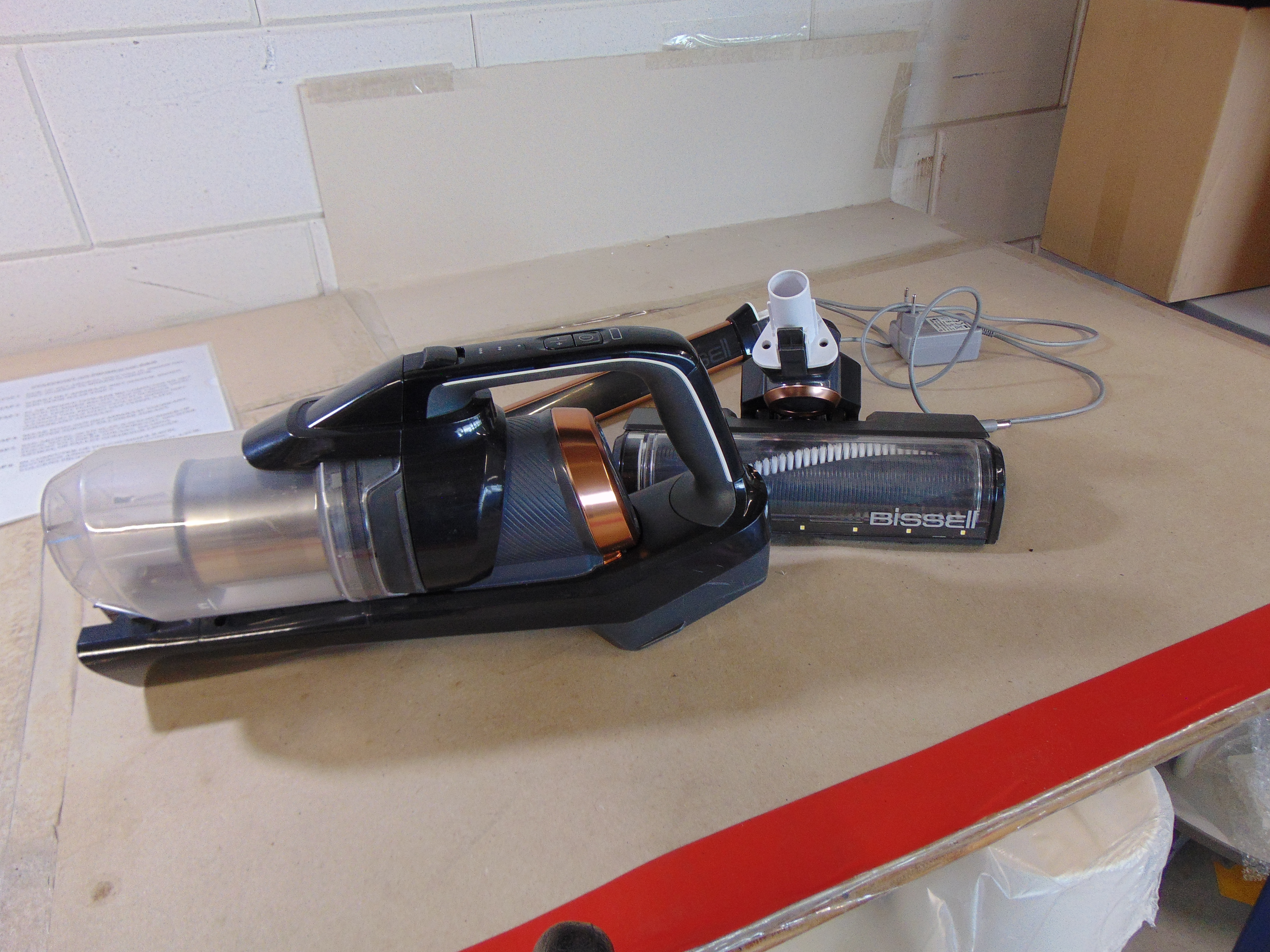Bissell Icon Advanced 2602C Steelstofzuiger – foto 2 – kavel bij GSD Auctions, Zoeterwoude
