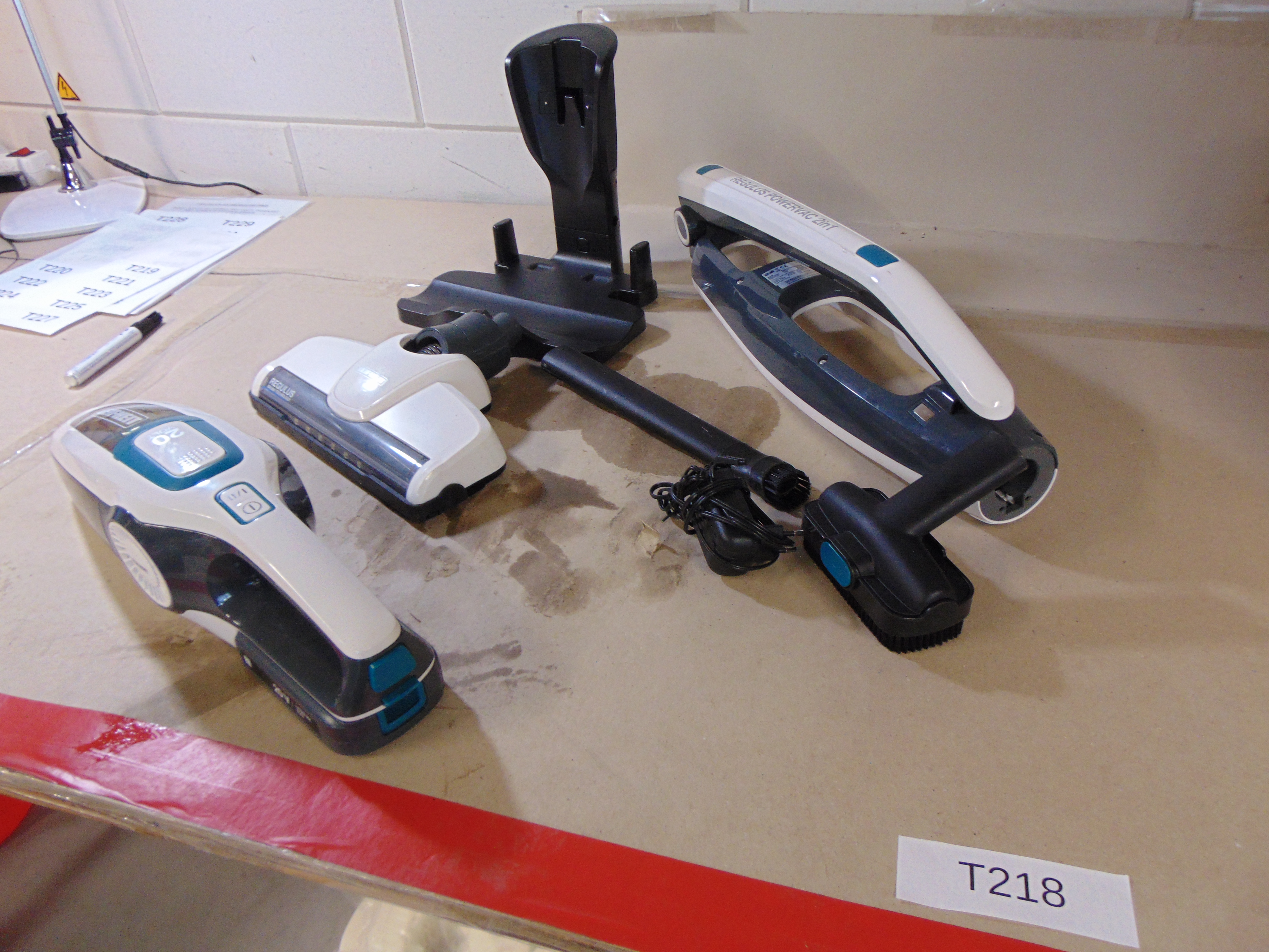 Leifheit Regulus PowerVac 2in1 Steelstofzuiger – foto 3 – kavel bij GSD Auctions, Zoeterwoude