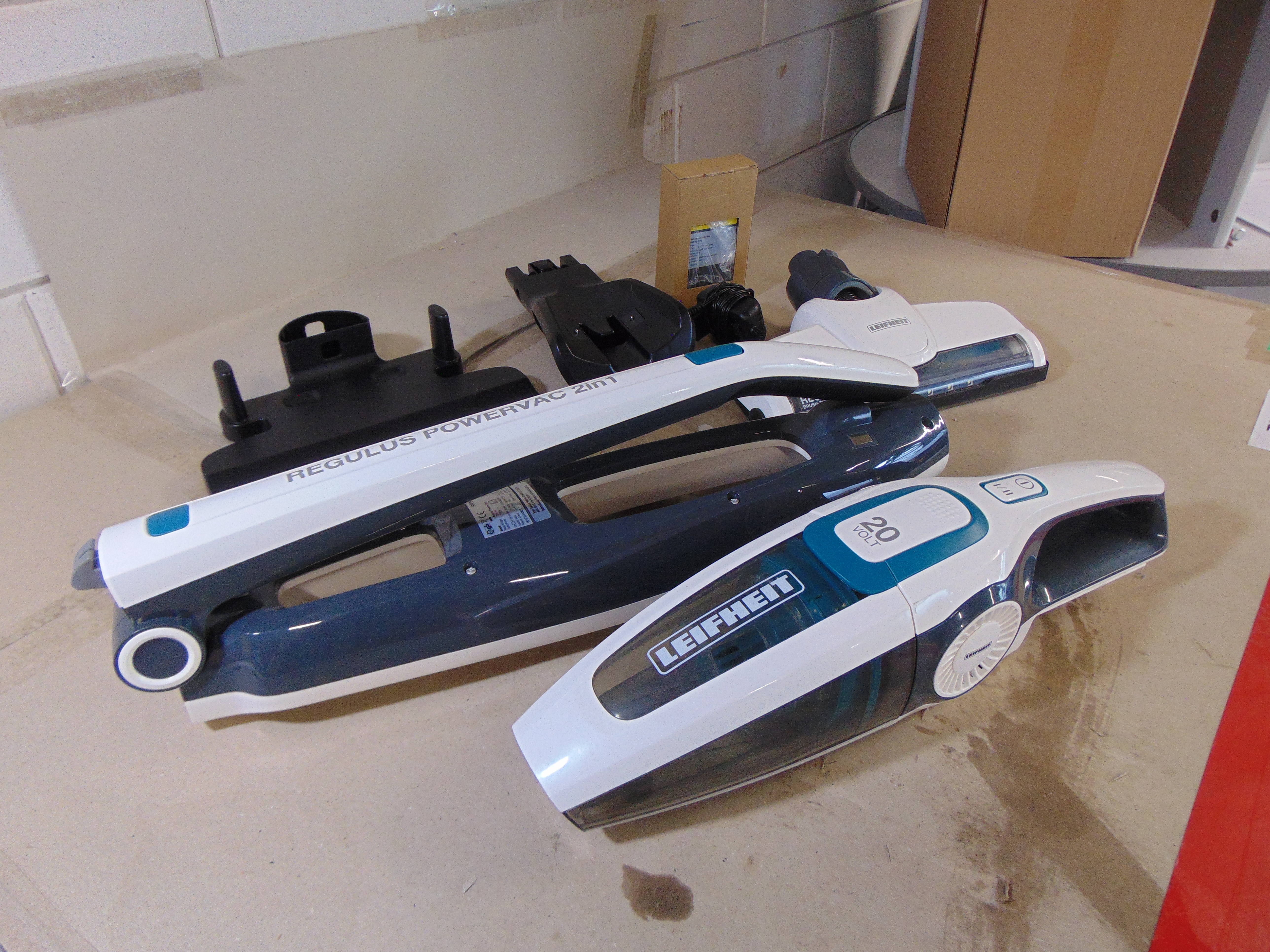 Leifheit Regulus PowerVac 2in1 Steelstofzuiger – foto 2 – kavel bij GSD Auctions, Zoeterwoude