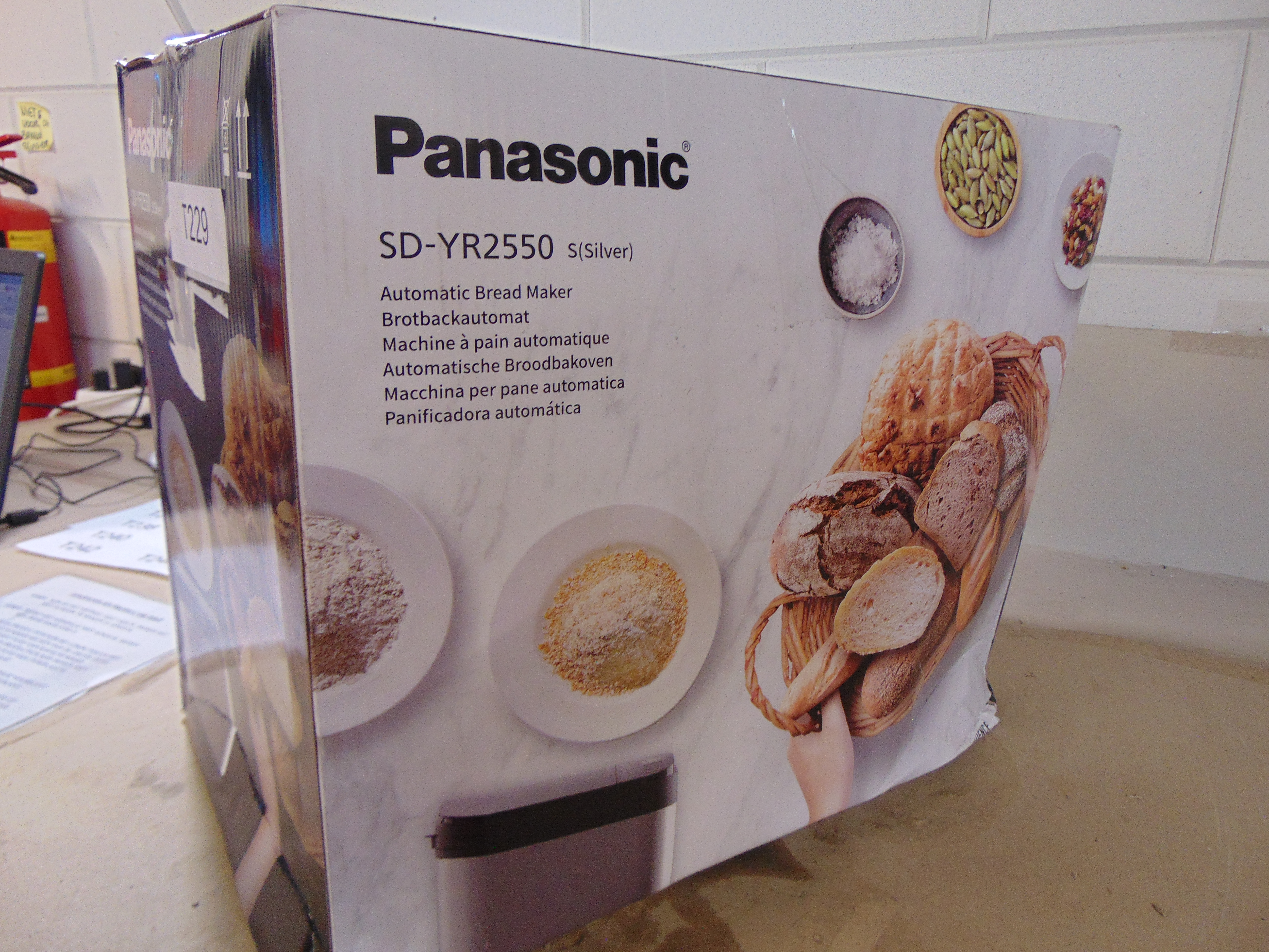 Panasonic SD-YR2550SXE Broodbakmachine – foto 4 – kavel bij GSD Auctions, Zoeterwoude