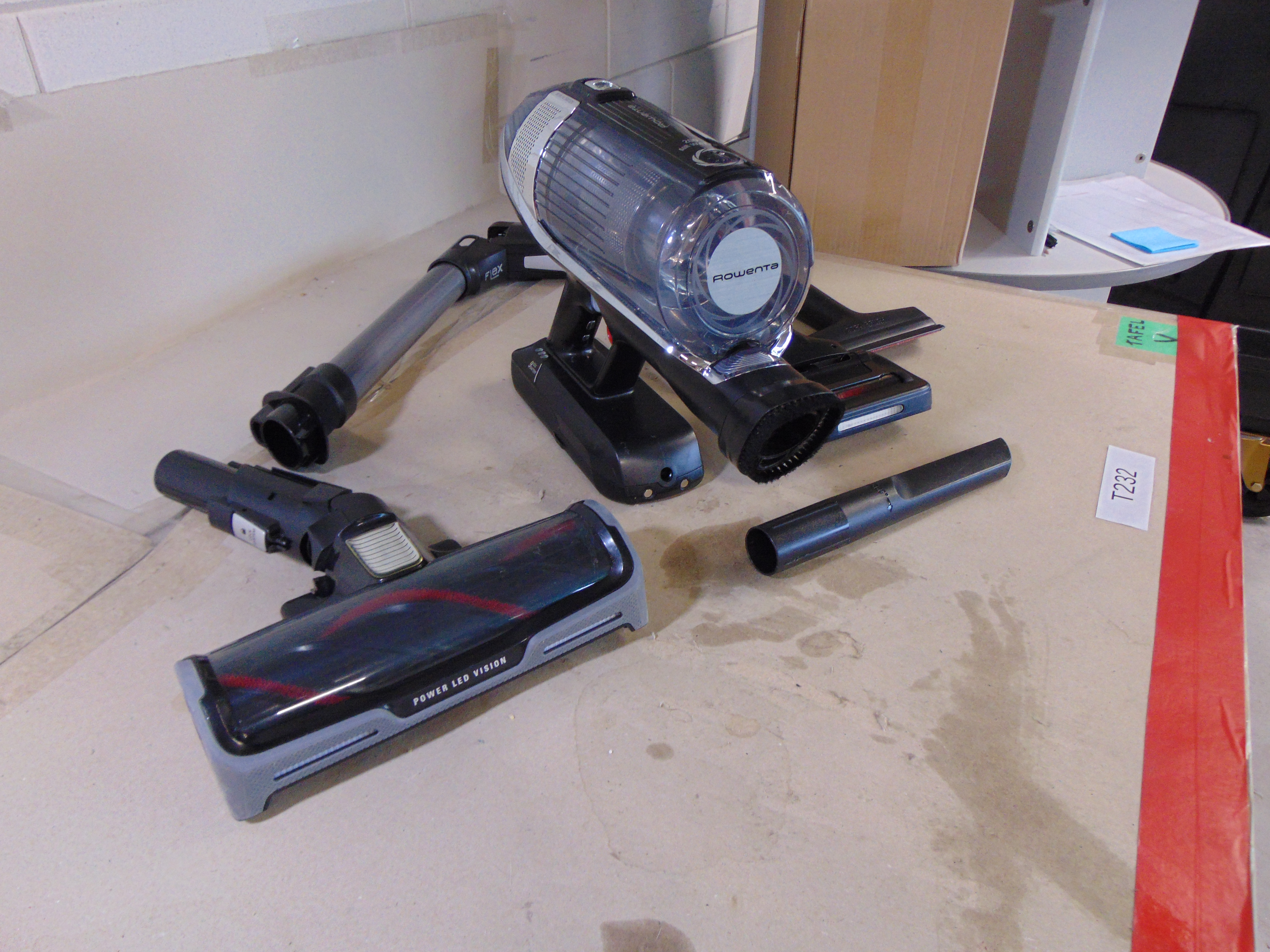 Rowenta X-Force Flex 14.60 RH9959 Steelstofzuiger – foto 2 – kavel bij GSD Auctions, Zoeterwoude