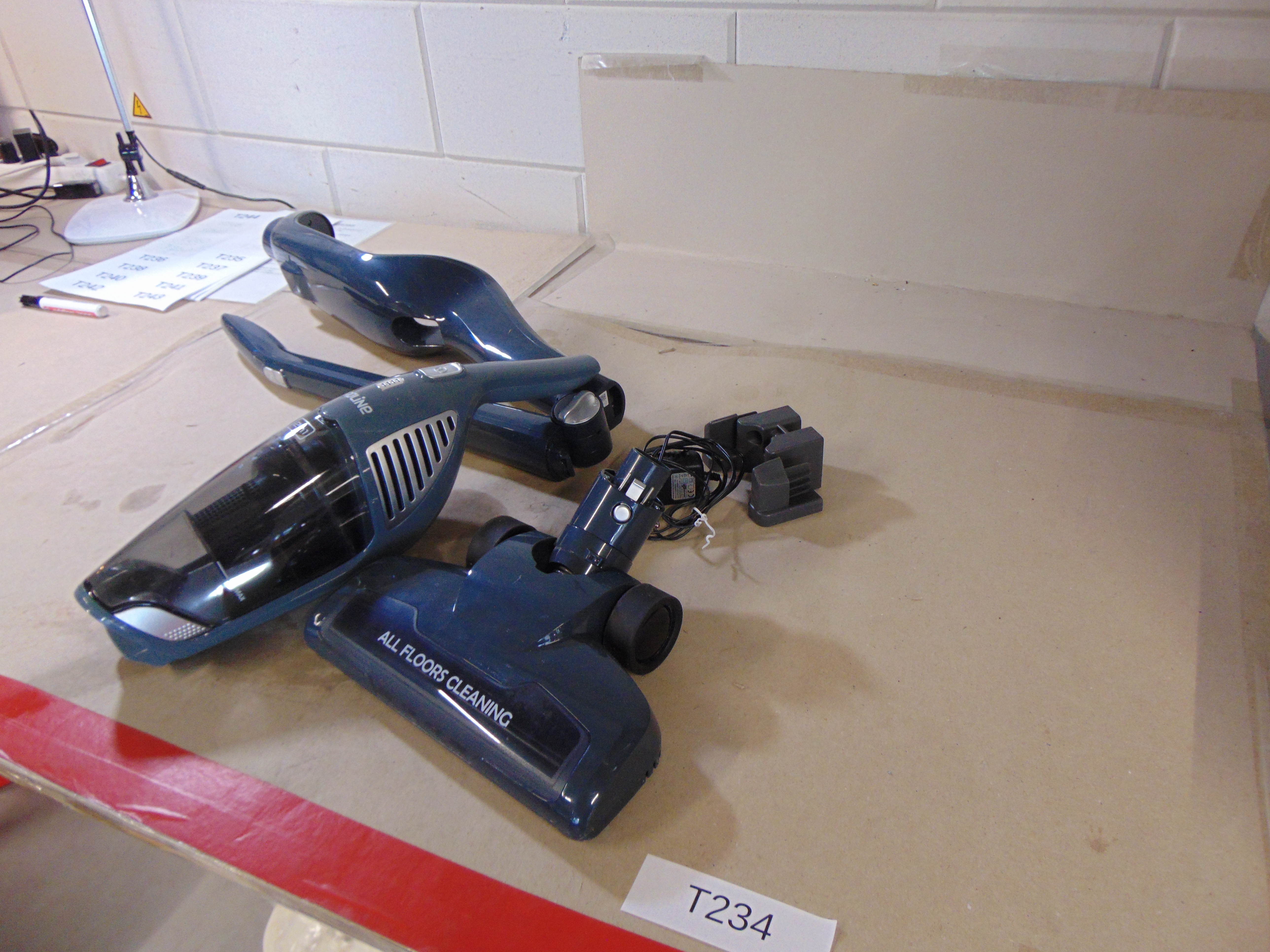 Proline HANDY18 18V Grijs Steelstofzuiger – foto 2 – kavel bij GSD Auctions, Zoeterwoude