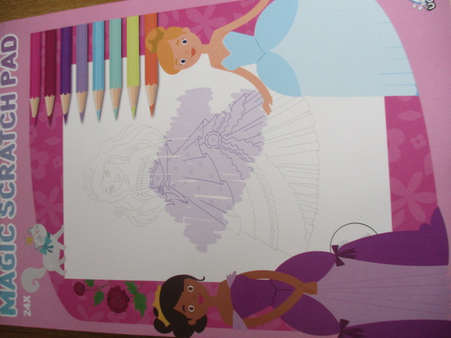 Kids creatief set scratchboek 4stuks – foto 4 – kavel bij GSD Auctions, Zoeterwoude