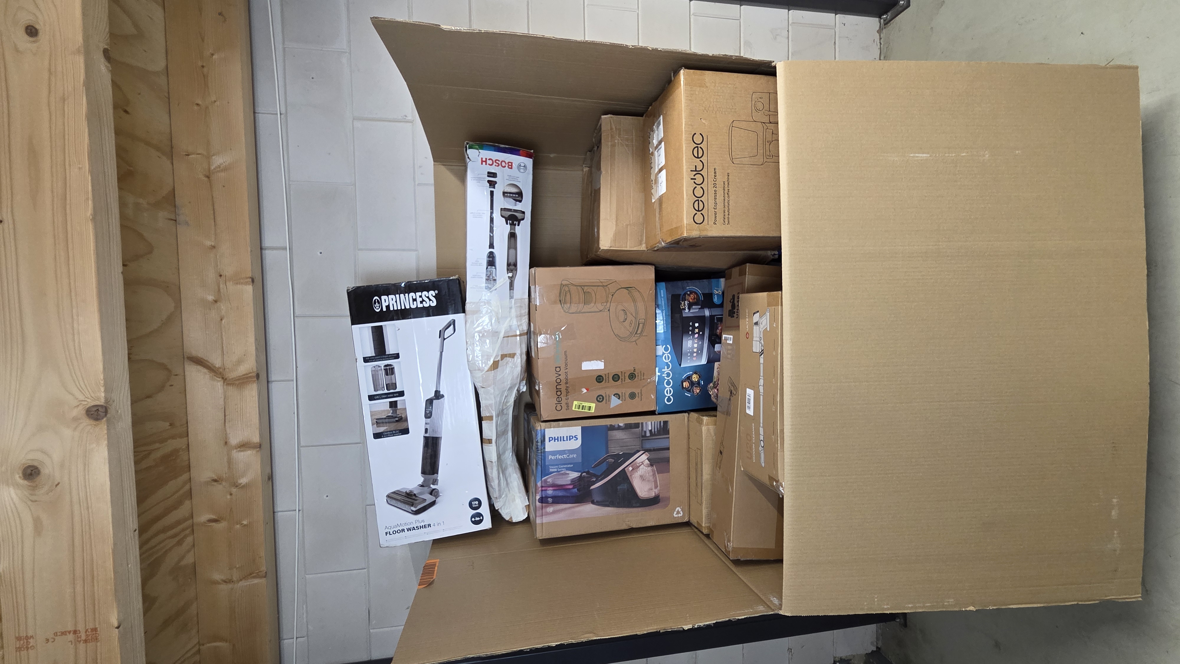 Ongecontroleerde Retouren Pallet (4) – foto 2 – kavel bij GSD Auctions, Zoeterwoude