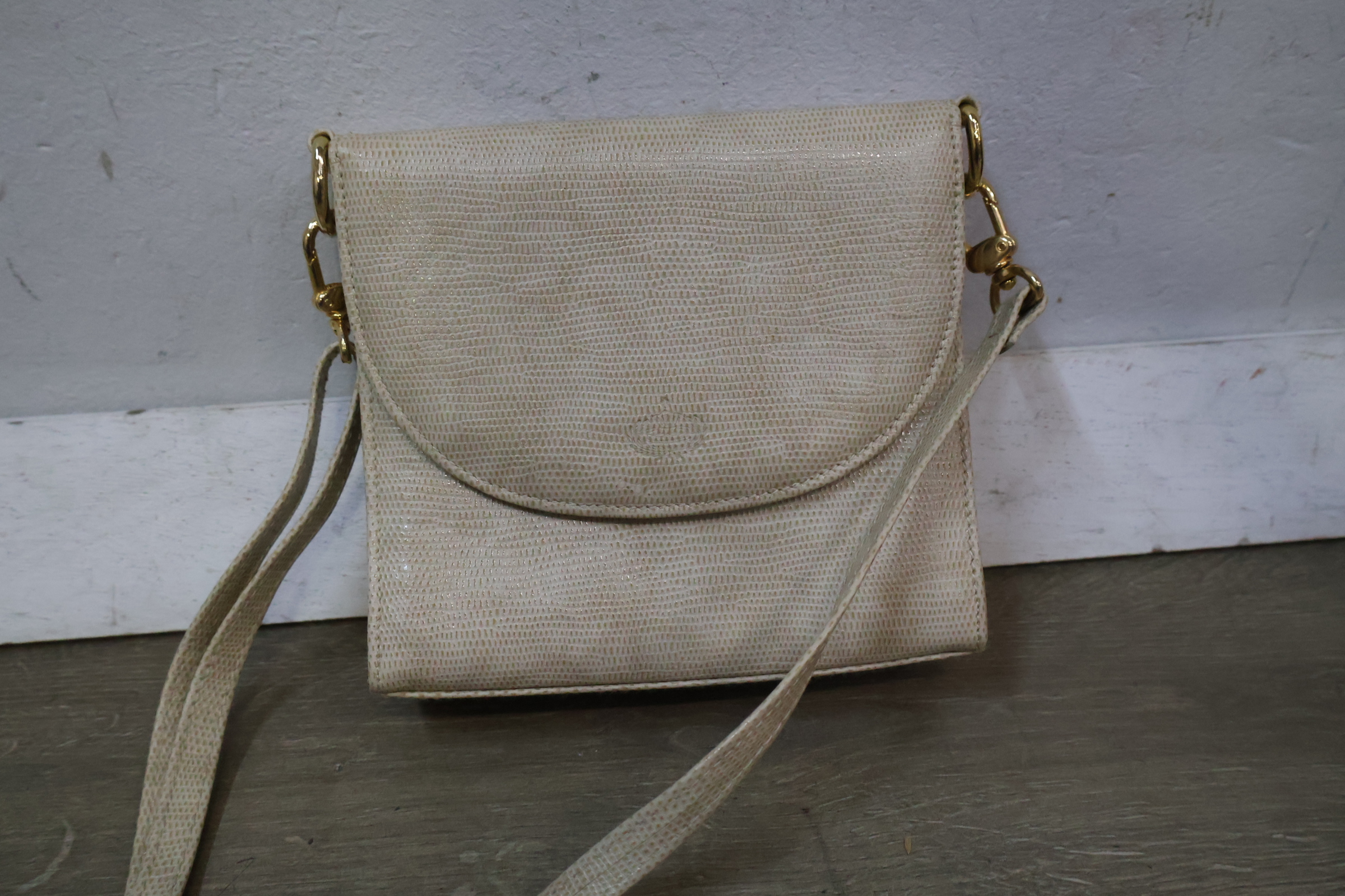 Set van drie dameshandtassen – foto 5 – kavel bij GSD Auctions, Zoeterwoude