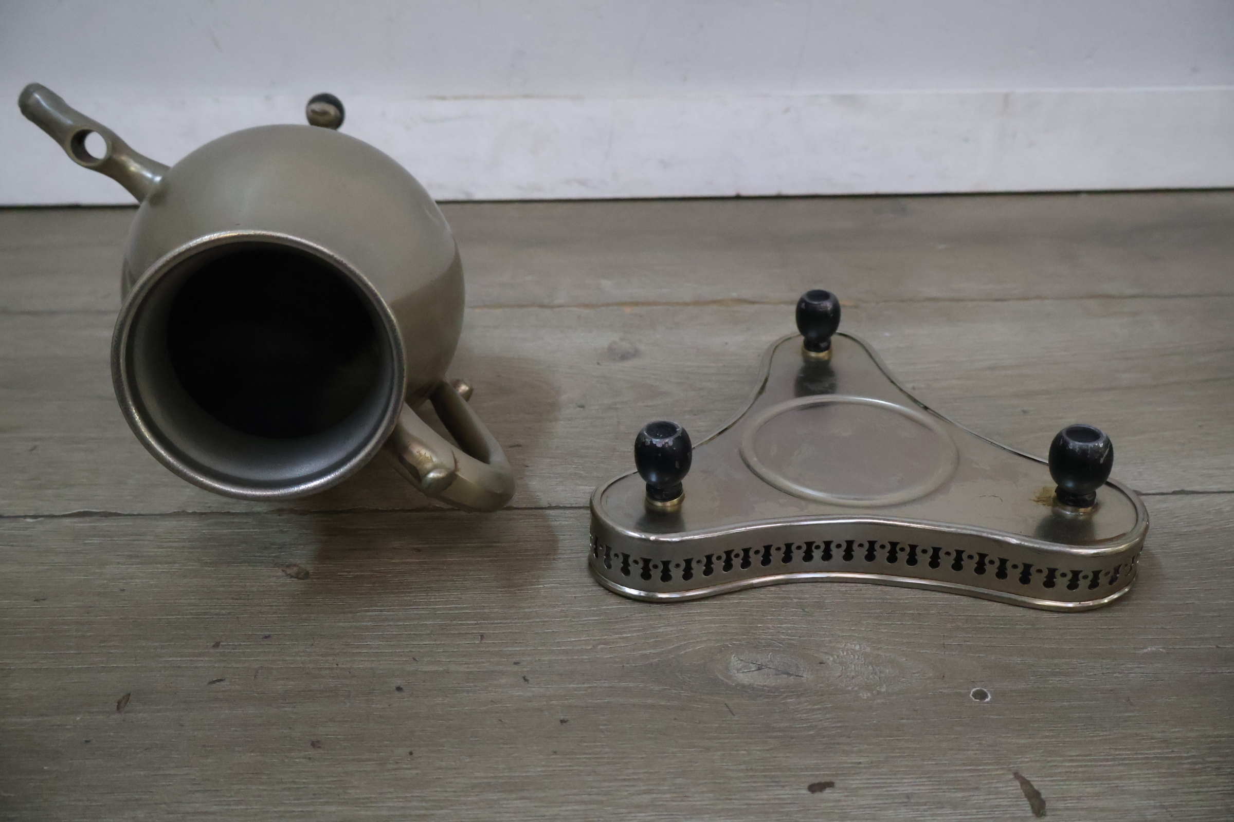 Vintage tinnen kraantjeskan – foto 10 – kavel bij GSD Auctions, Zoeterwoude