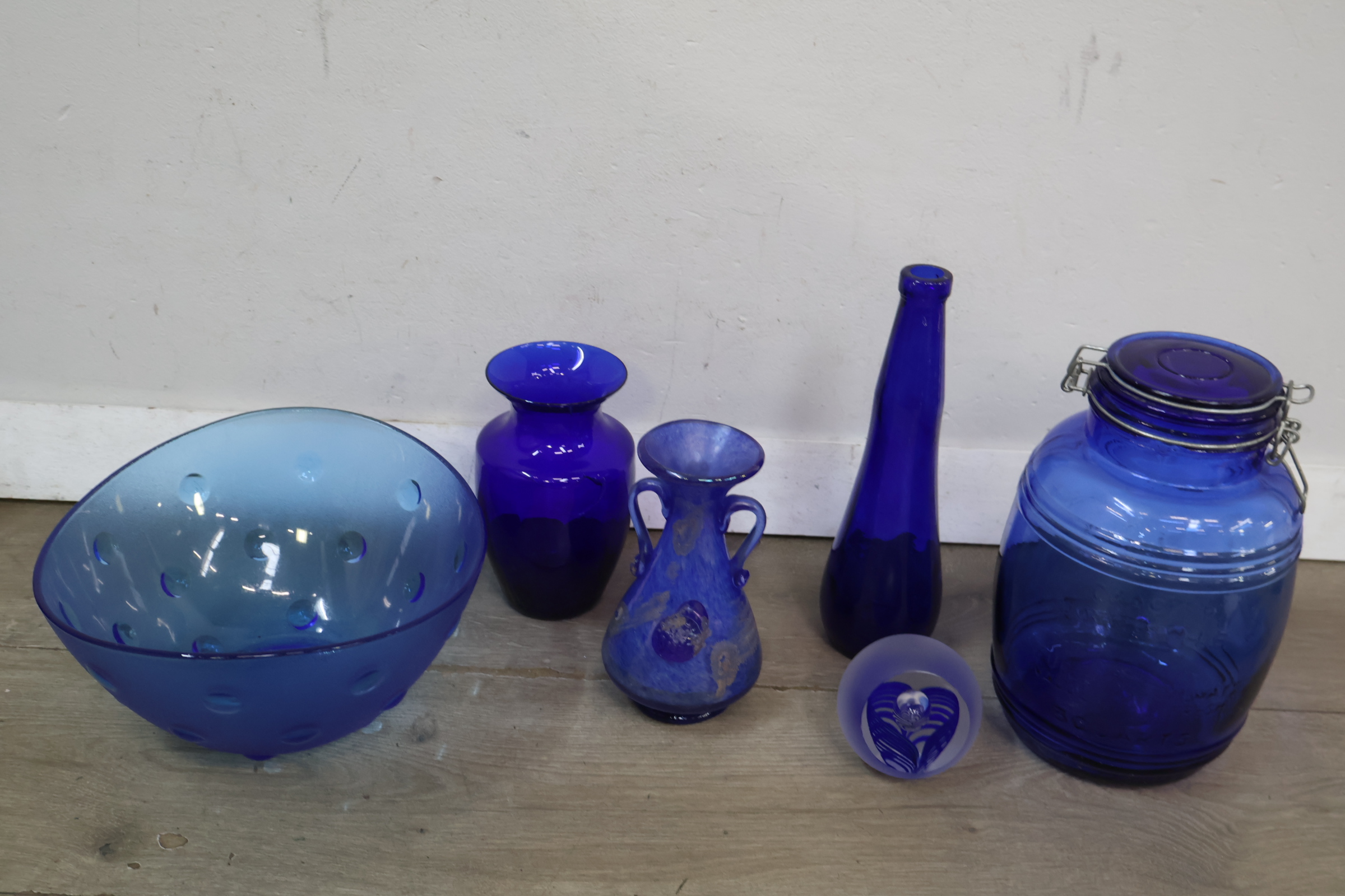 Set blauw glaswerk – foto 5 – kavel bij GSD Auctions, Zoeterwoude
