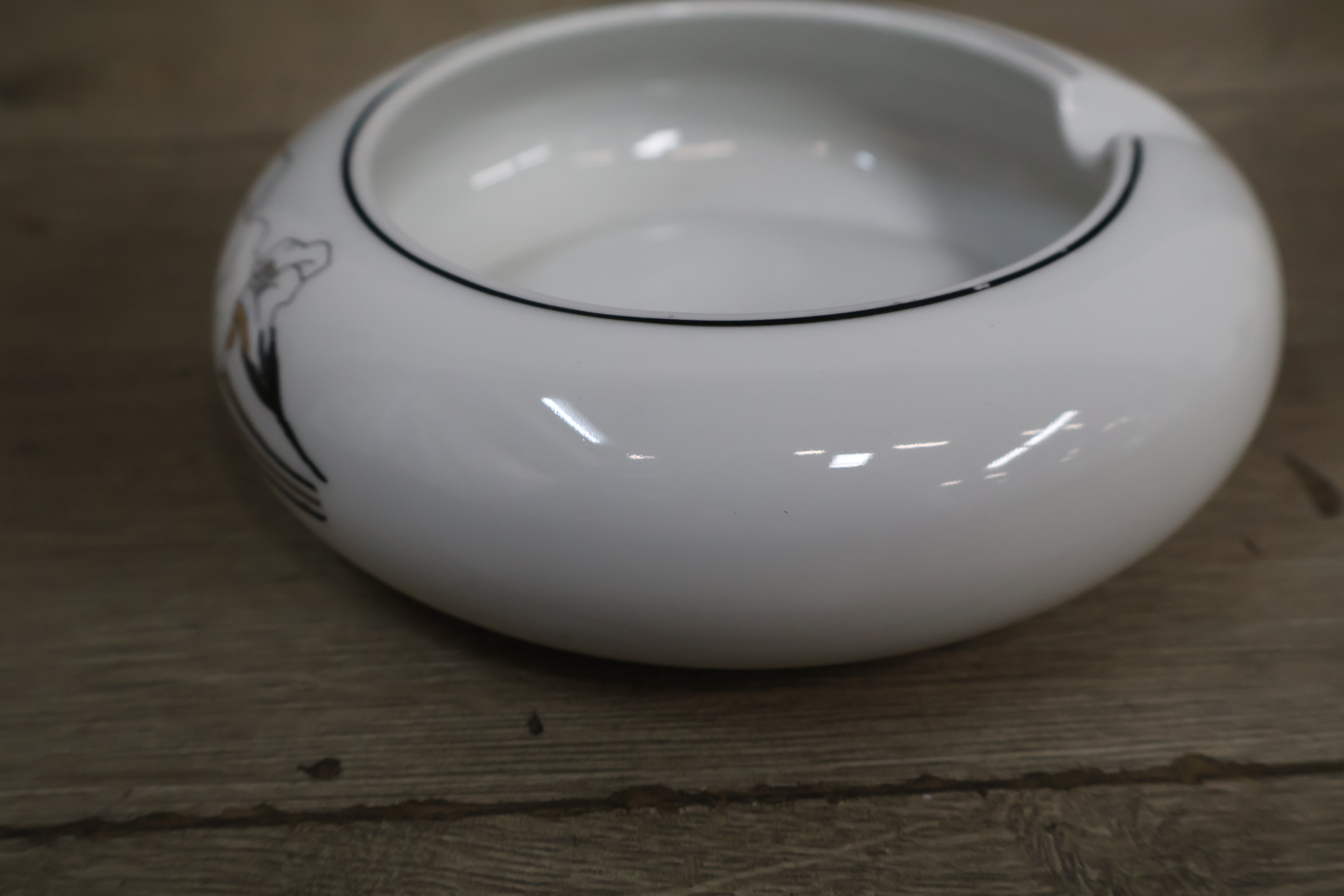 Set van 3 wit porselein met bloemmotief van Scherzer – foto 6 – kavel bij GSD Auctions, Zoeterwoude