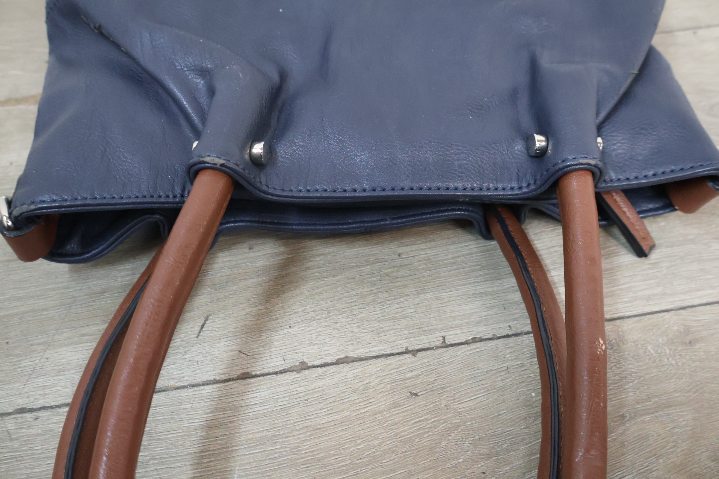 Set van twee handtassen – foto 7 – kavel bij GSD Auctions, Zoeterwoude
