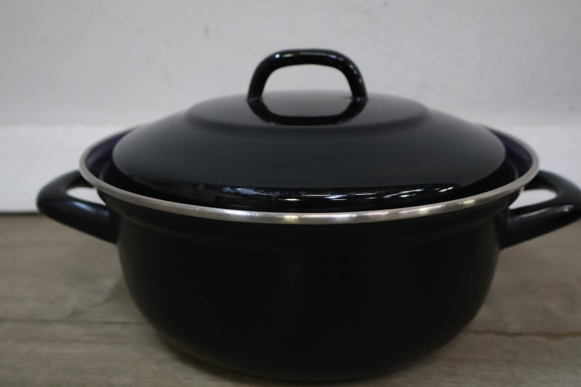 Set van twee BK braadpannen – foto 4 – kavel bij GSD Auctions, Zoeterwoude