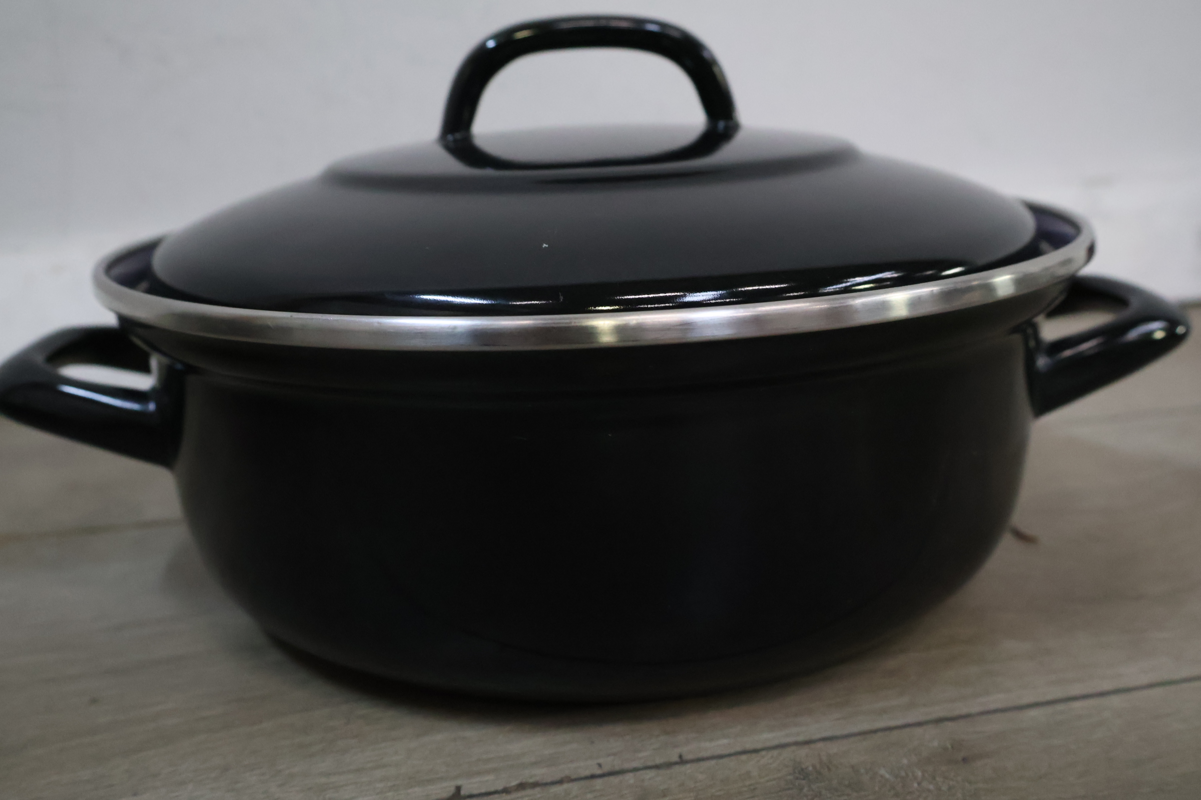 Set van twee BK braadpannen – foto 6 – kavel bij GSD Auctions, Zoeterwoude