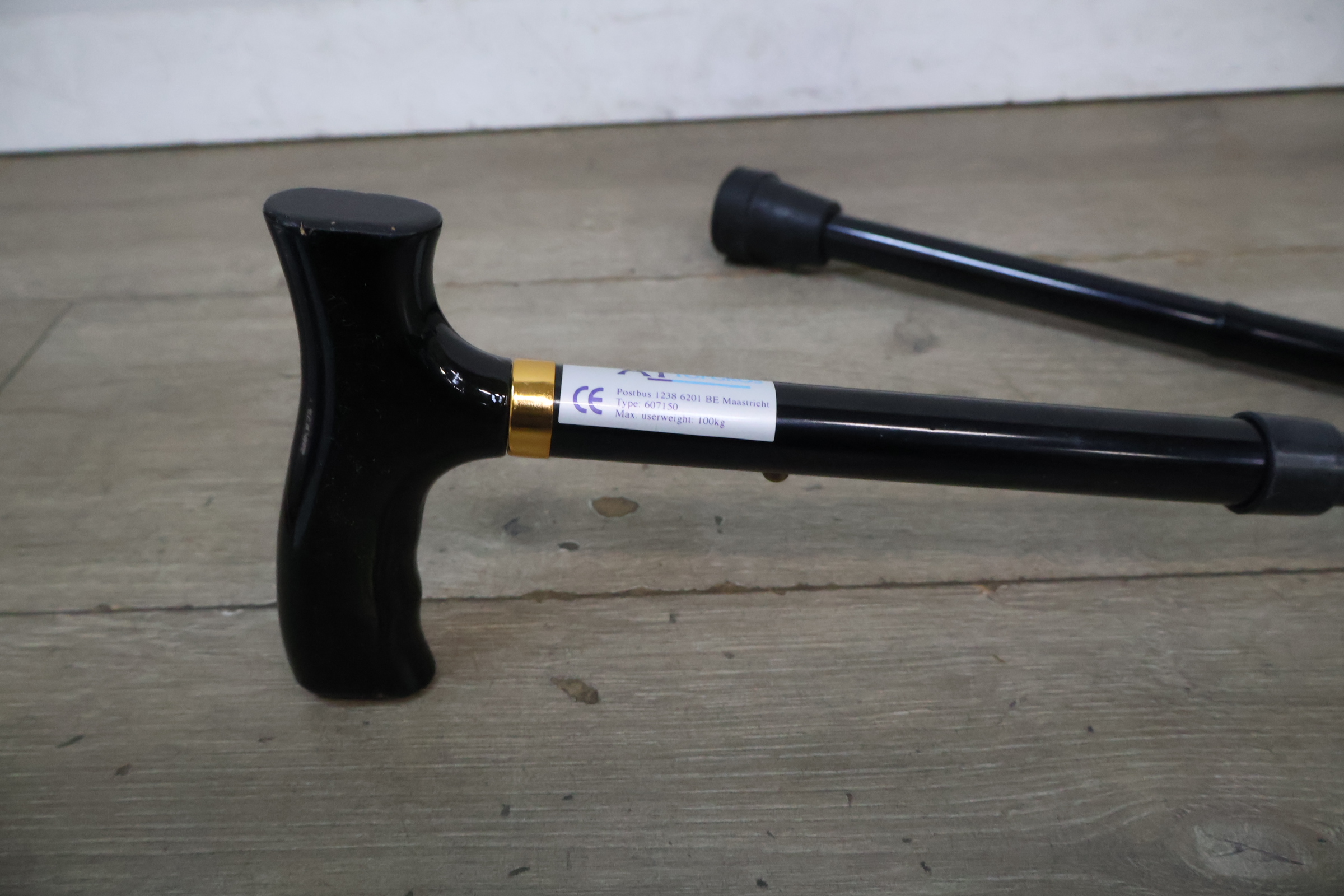 Opvouwbare wandelstok van A1 Topcros – foto 8 – kavel bij GSD Auctions, Zoeterwoude