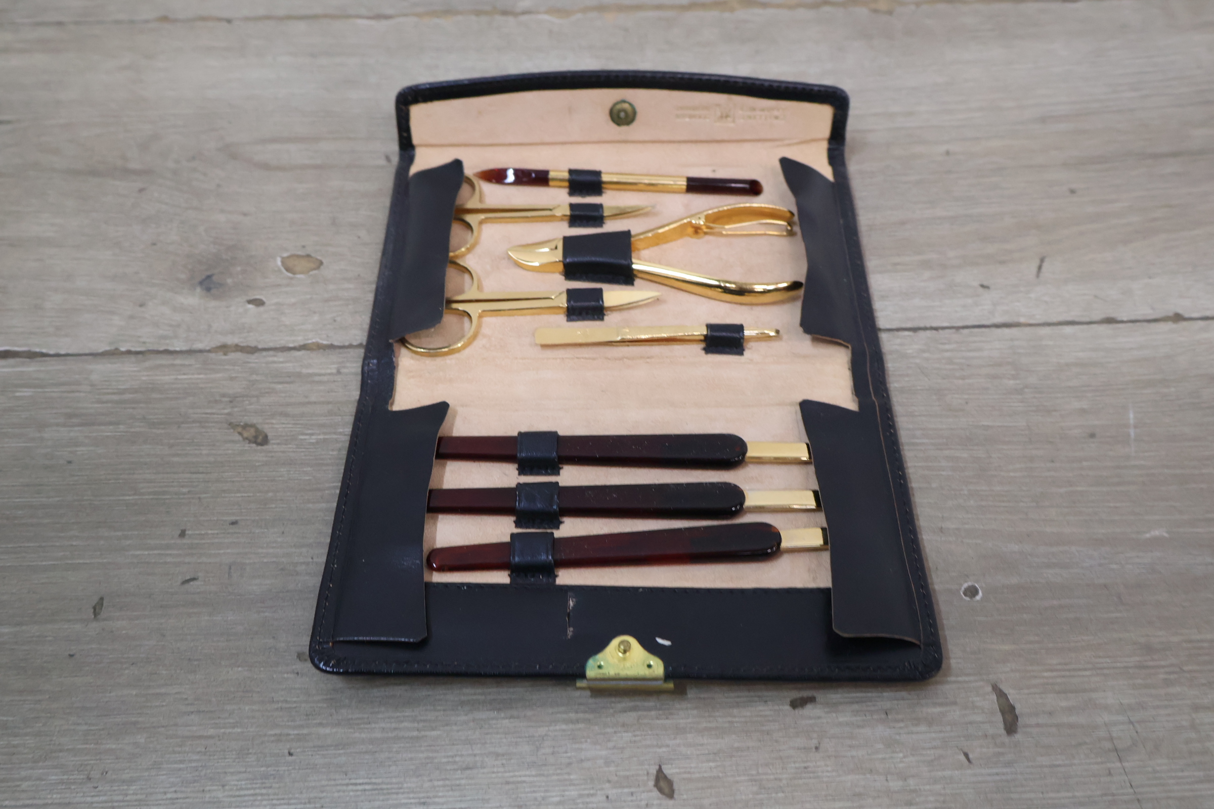 Manicure set – foto 4 – kavel bij GSD Auctions, Zoeterwoude