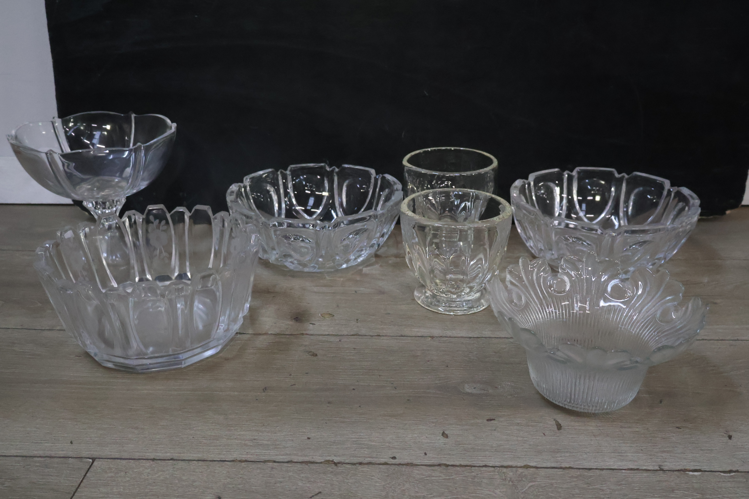 Diverse Glazen Schalen – foto 3 – kavel bij GSD Auctions, Zoeterwoude