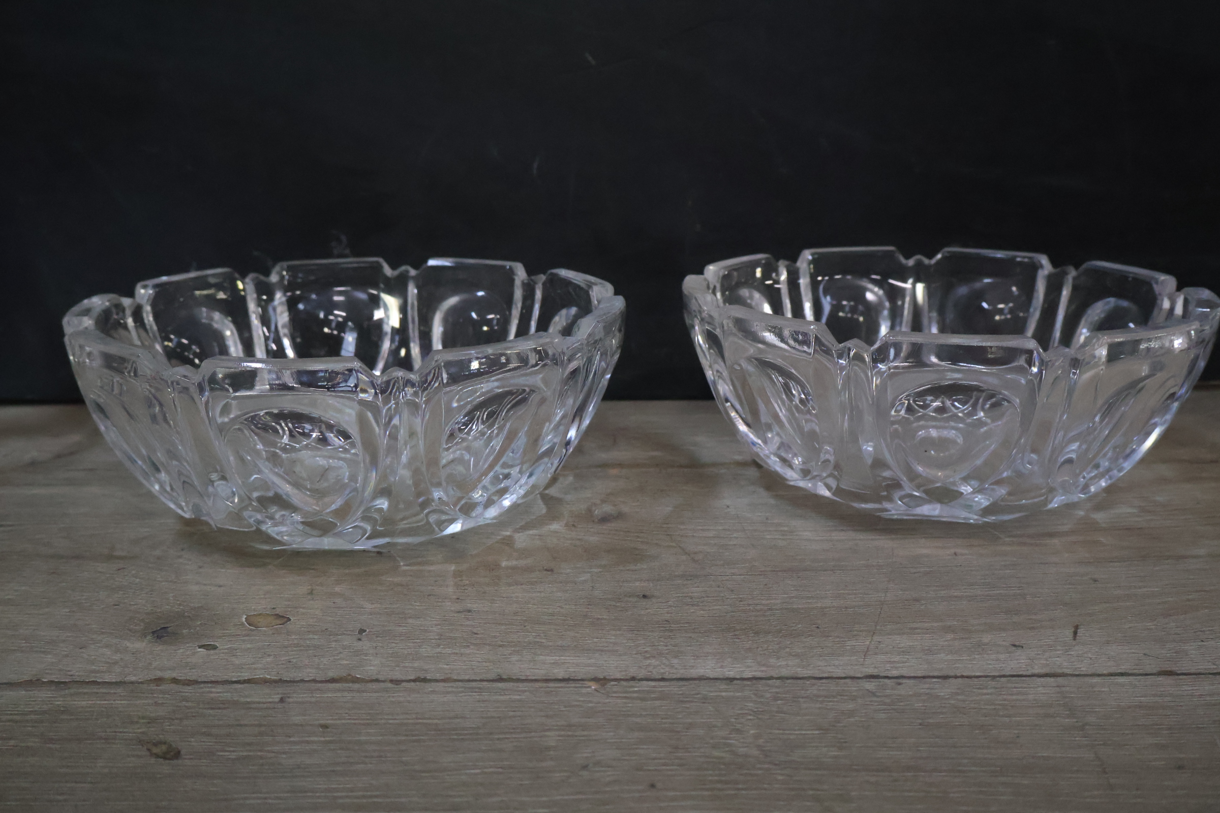 Diverse Glazen Schalen – foto 5 – kavel bij GSD Auctions, Zoeterwoude