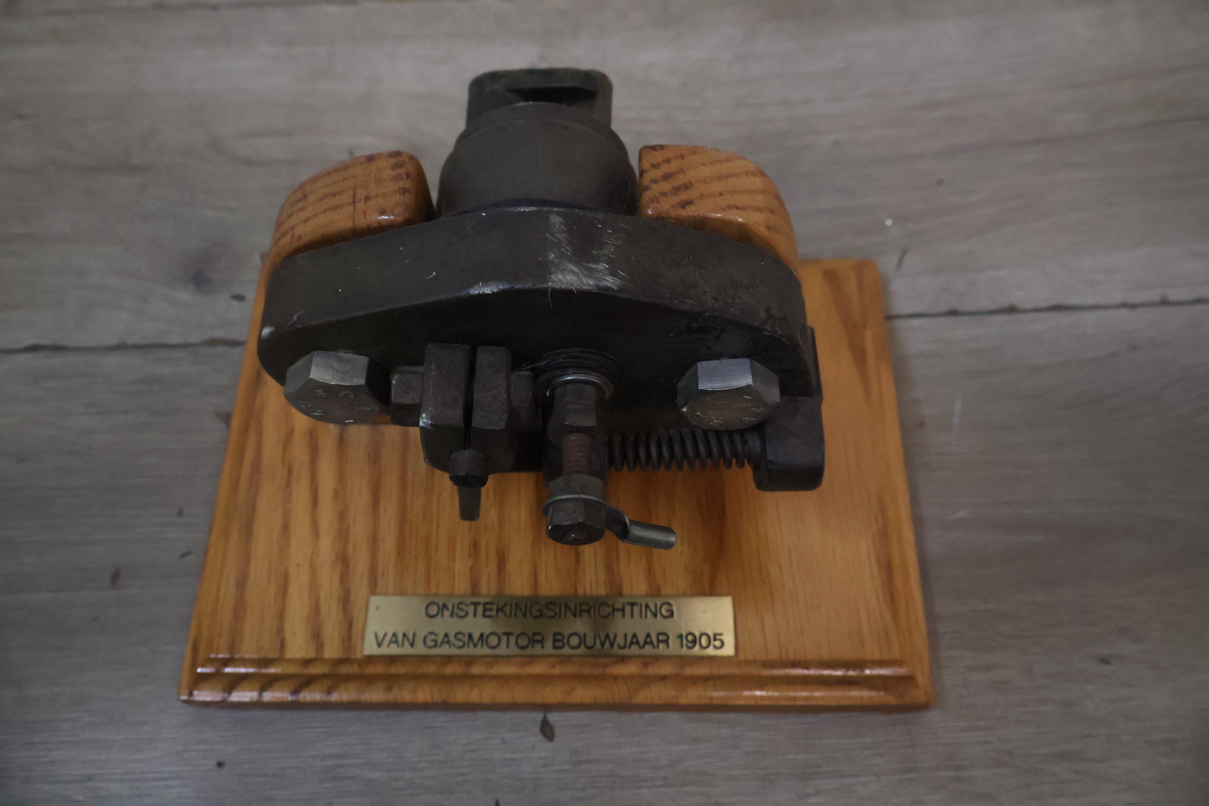 Ontstekingsinrichting gasmotor bouwjaar 1905 – foto 4 – kavel bij GSD Auctions, Zoeterwoude