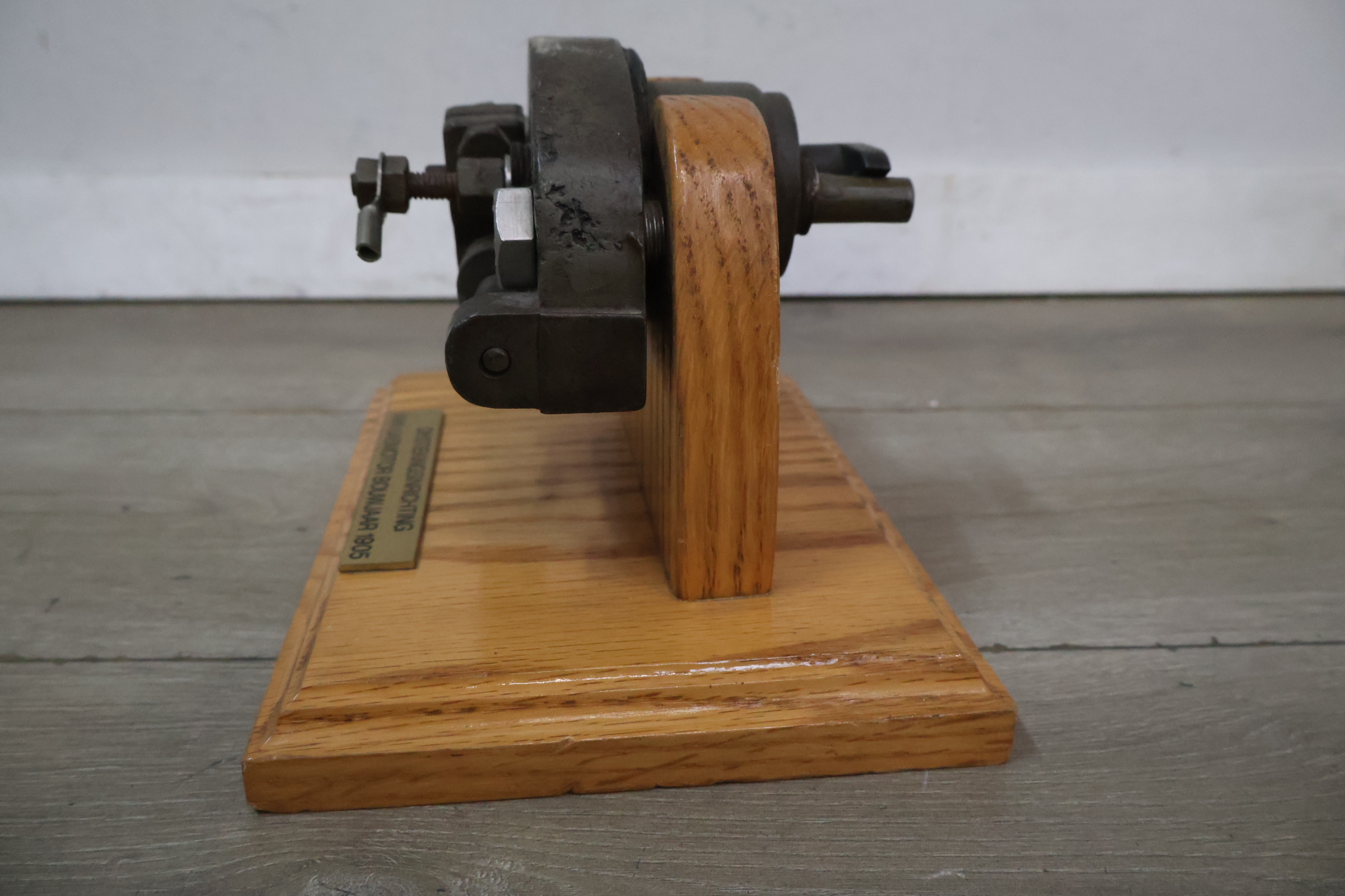 Ontstekingsinrichting gasmotor bouwjaar 1905 – foto 10 – kavel bij GSD Auctions, Zoeterwoude