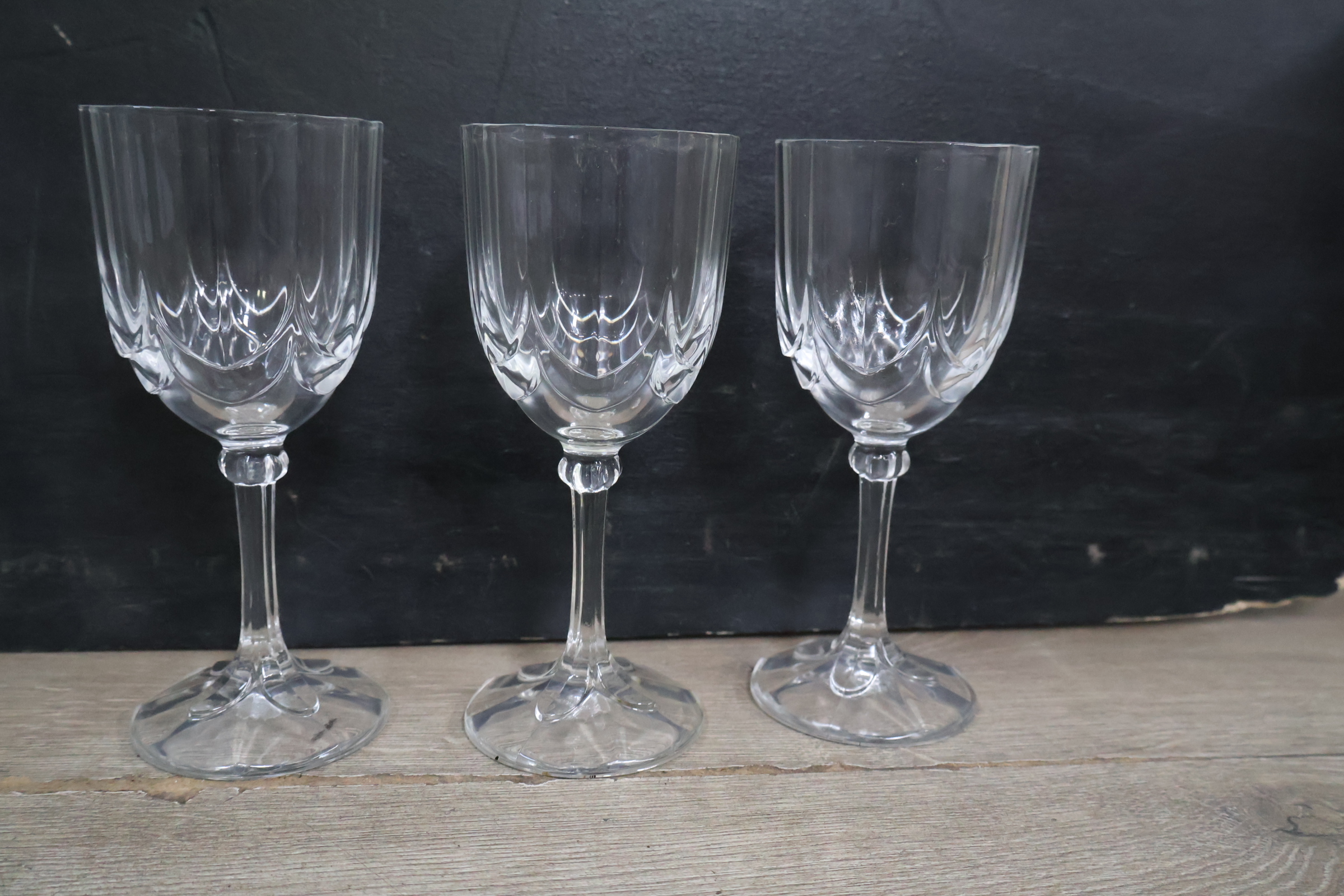 Kristallen karaf met zes wijnglazen – foto 5 – kavel bij GSD Auctions, Zoeterwoude