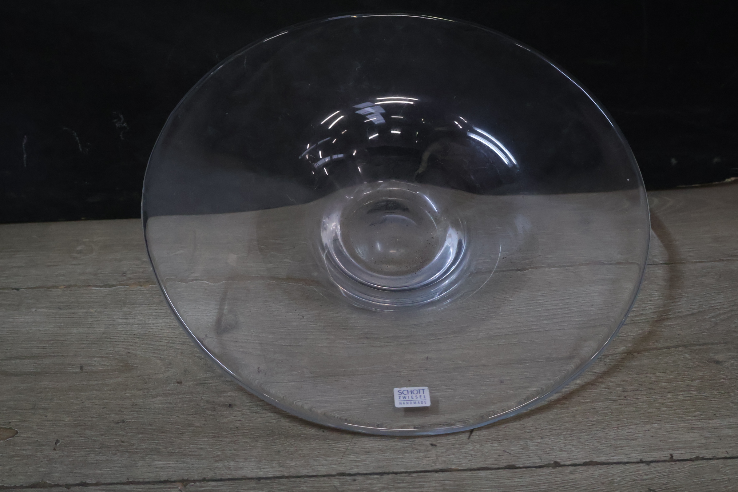 Ernesto Fruit & Vegetable Cutter met een glazen schaal – foto 5 – kavel bij GSD Auctions, Zoeterwoude