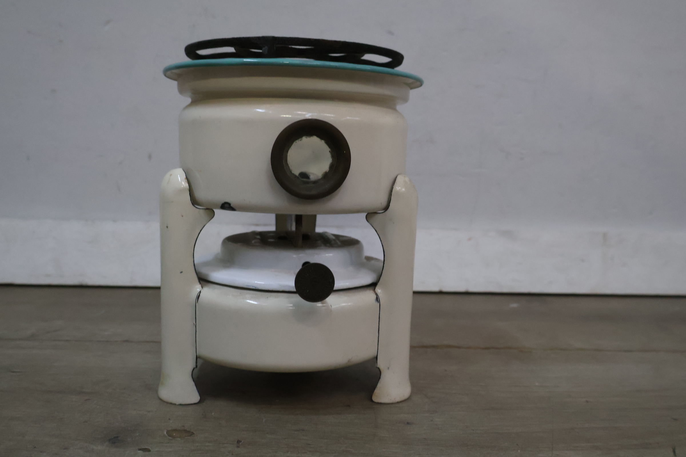 Vintage petroleumstel – foto 5 – kavel bij GSD Auctions, Zoeterwoude