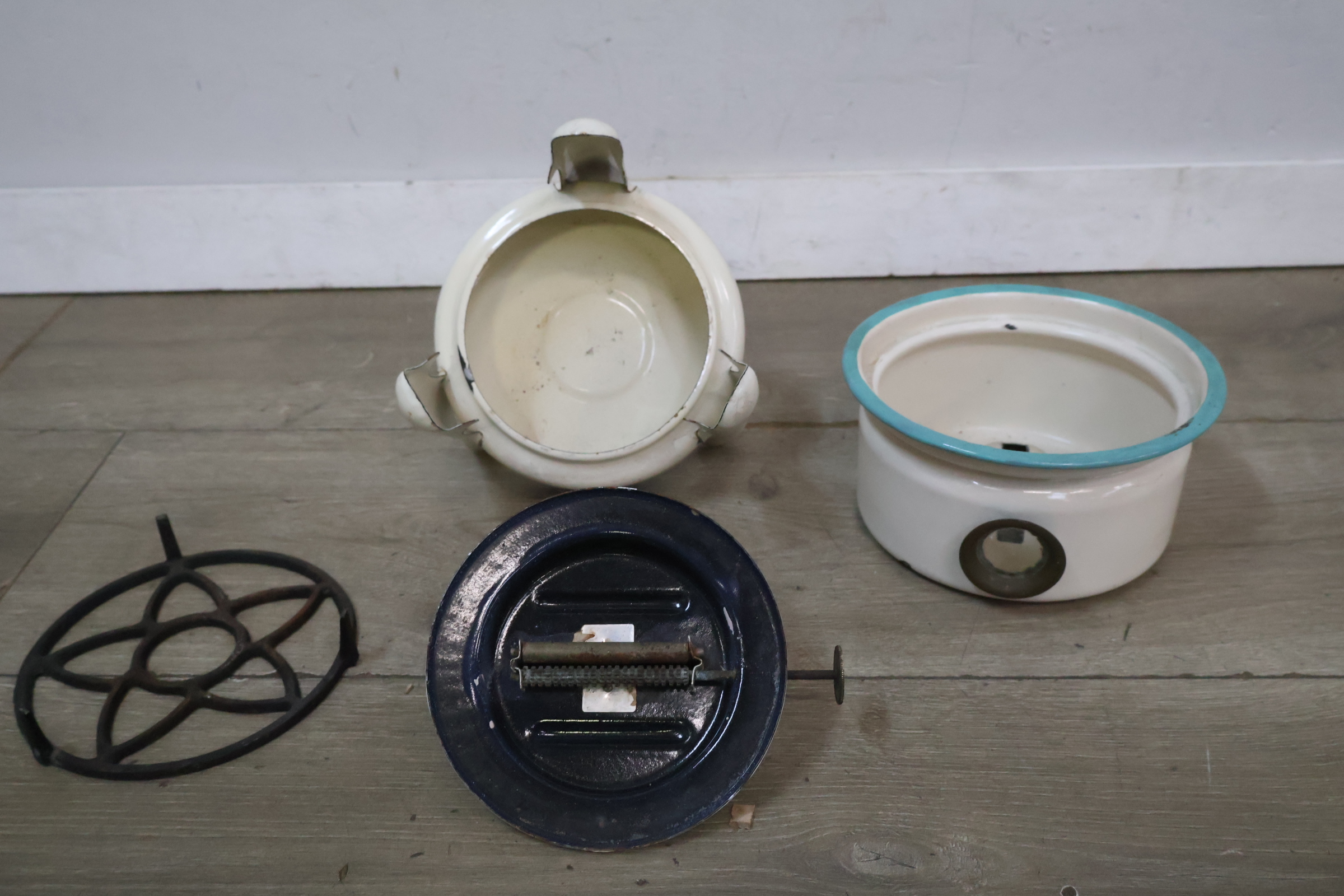 Vintage petroleumstel – foto 10 – kavel bij GSD Auctions, Zoeterwoude