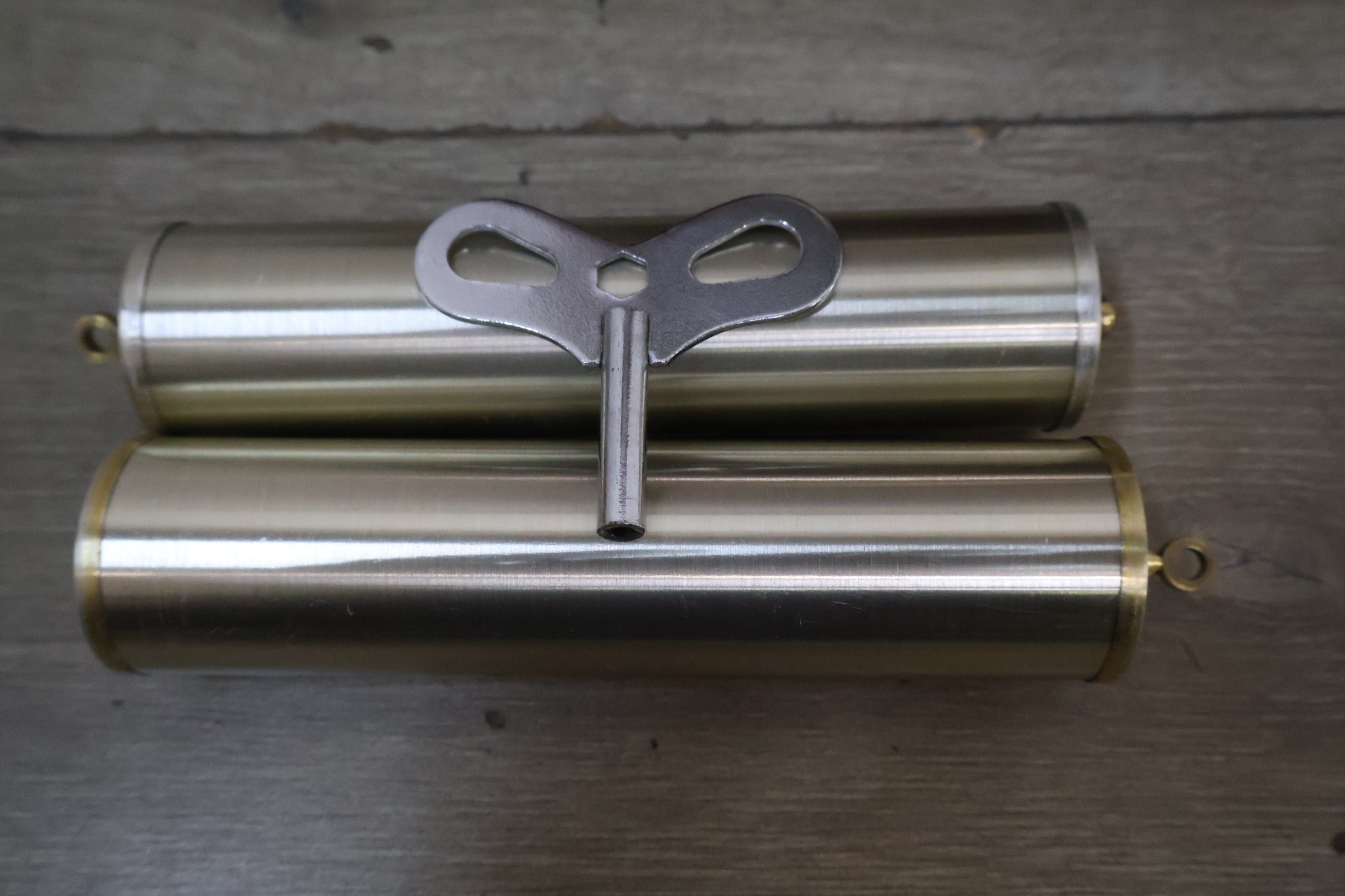 Regulator wandklok met slinger en gewichten – foto 4 – kavel bij GSD Auctions, Zoeterwoude