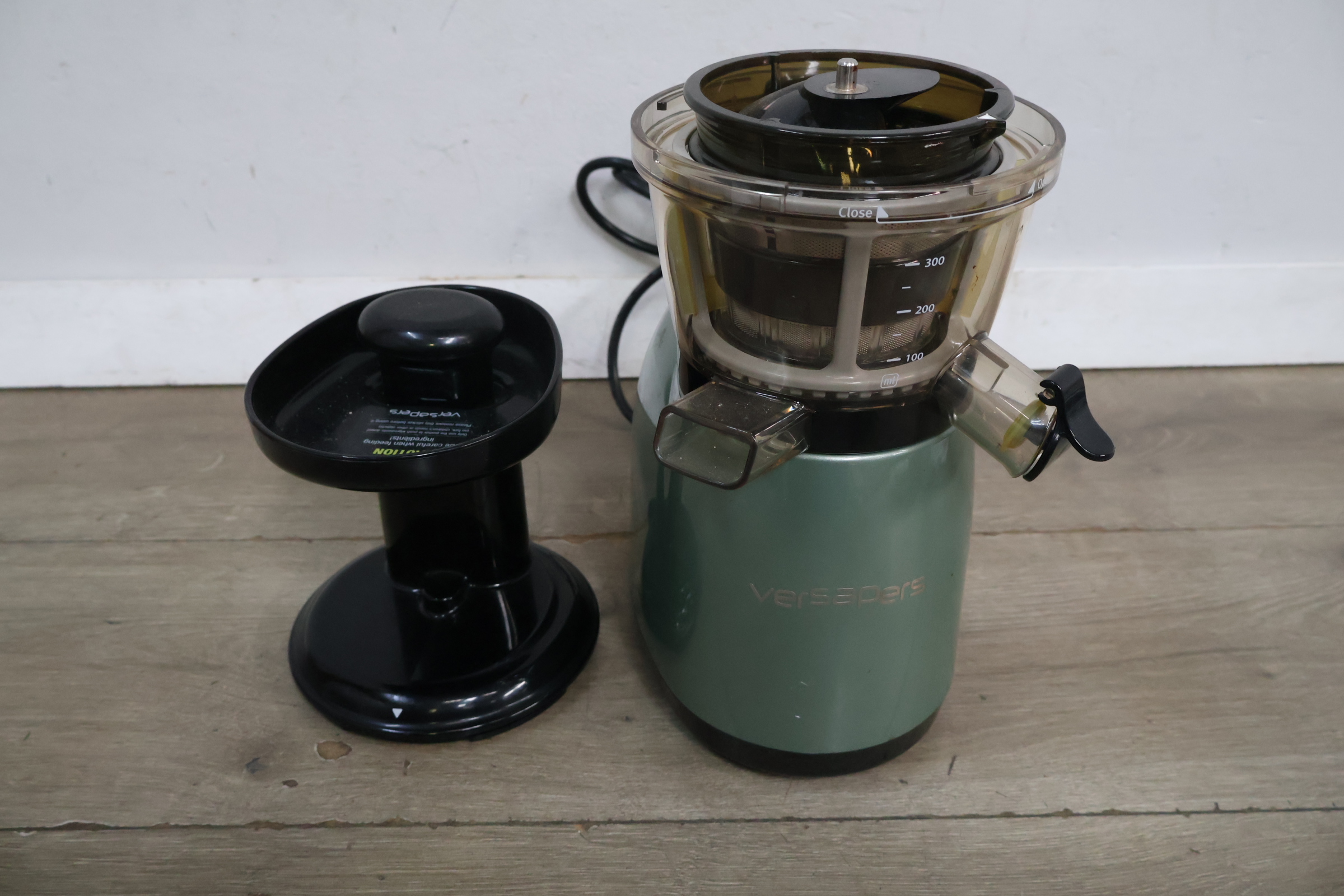 Versapers Slowjuicer sapcentrifuge – foto 9 – kavel bij GSD Auctions, Zoeterwoude