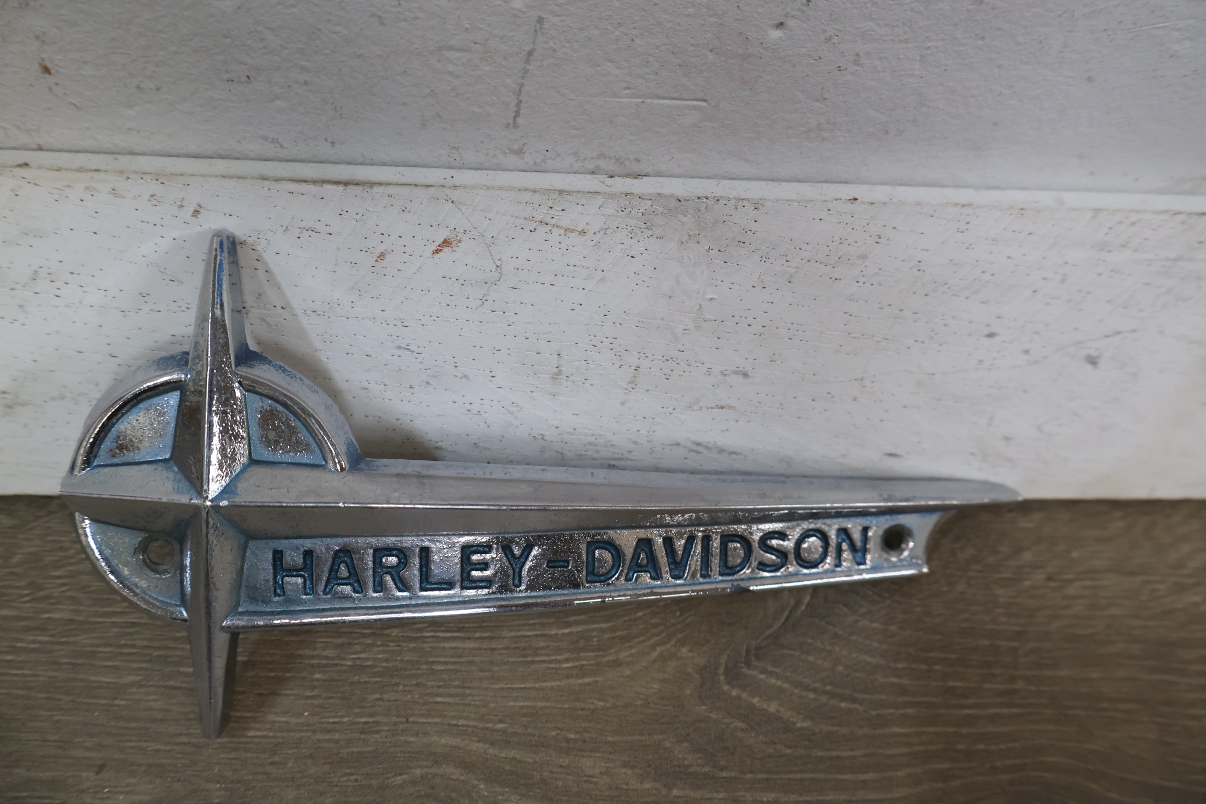 Harley-Davidson chromen motorembleem – foto 5 – kavel bij GSD Auctions, Zoeterwoude