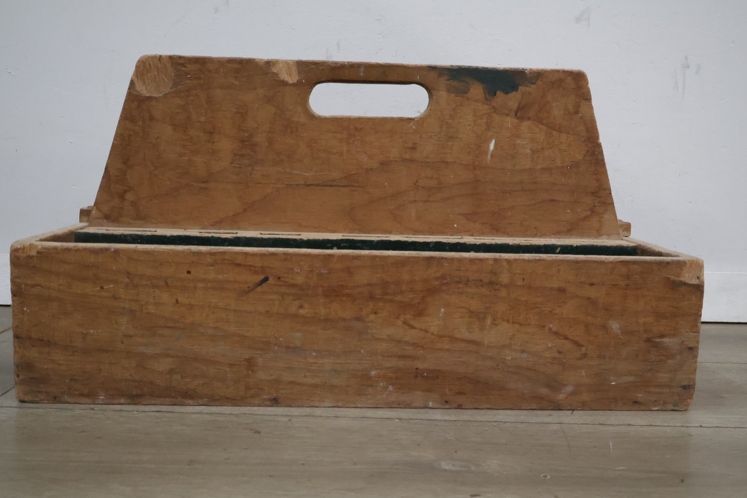 Vintage houten gereedschapskist – foto 5 – kavel bij GSD Auctions, Zoeterwoude