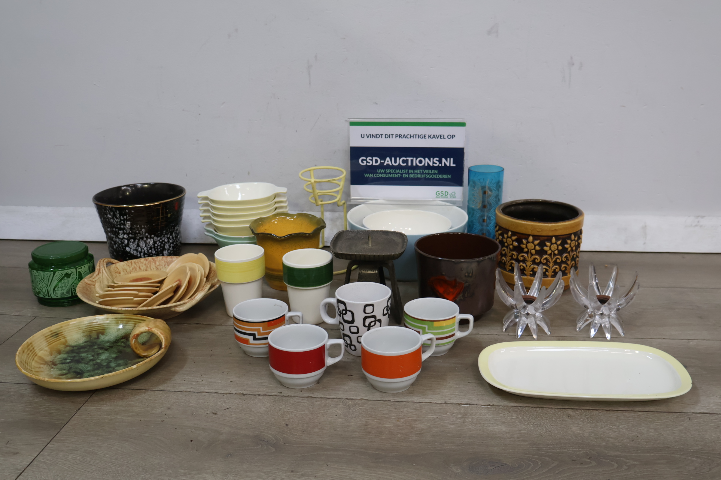 Lot met vintage jaren 60 artikelen – foto 2 – kavel bij GSD Auctions, Zoeterwoude