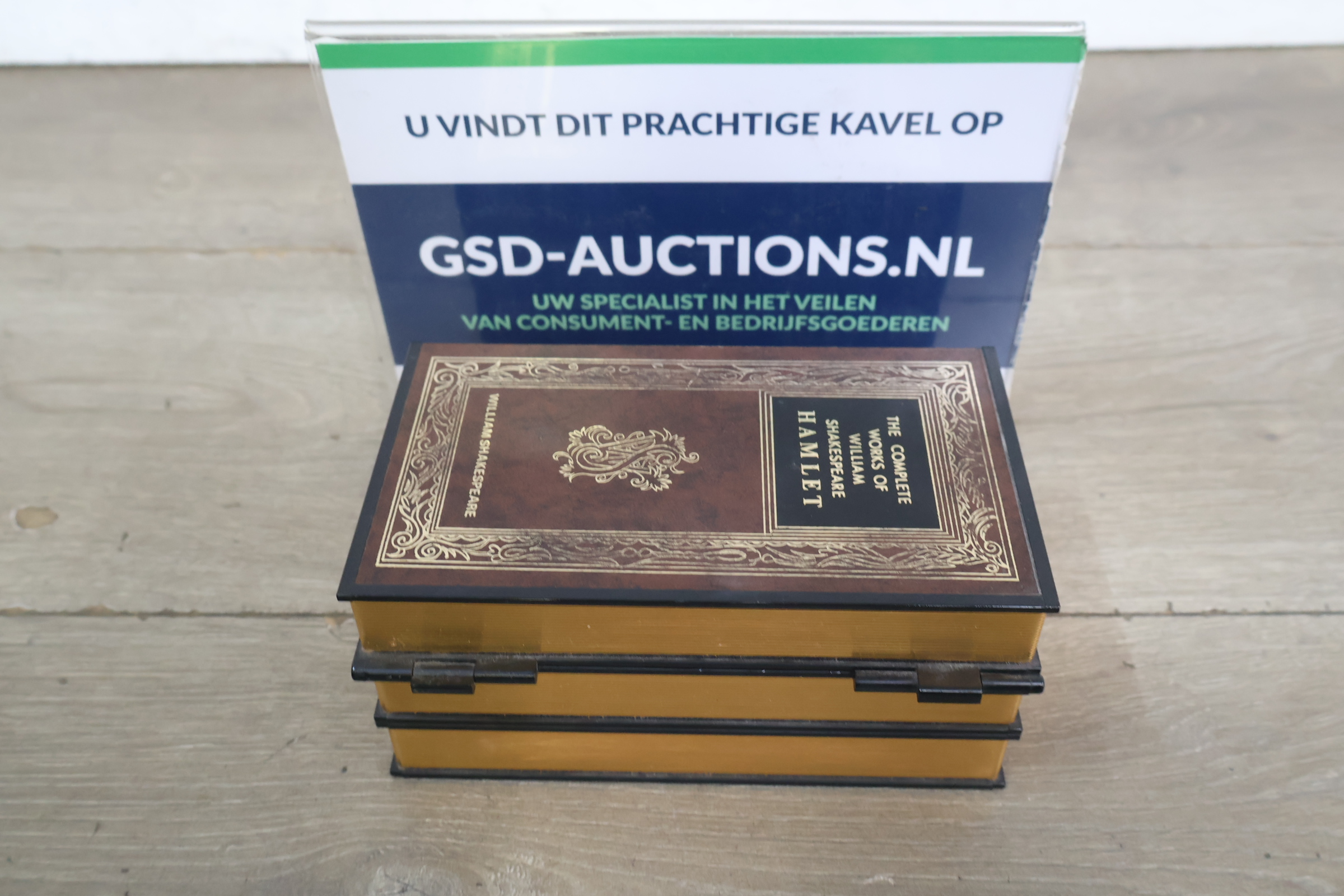 Verborgen opbergdoos voor tabakswaren – foto 2 – kavel bij GSD Auctions, Zoeterwoude