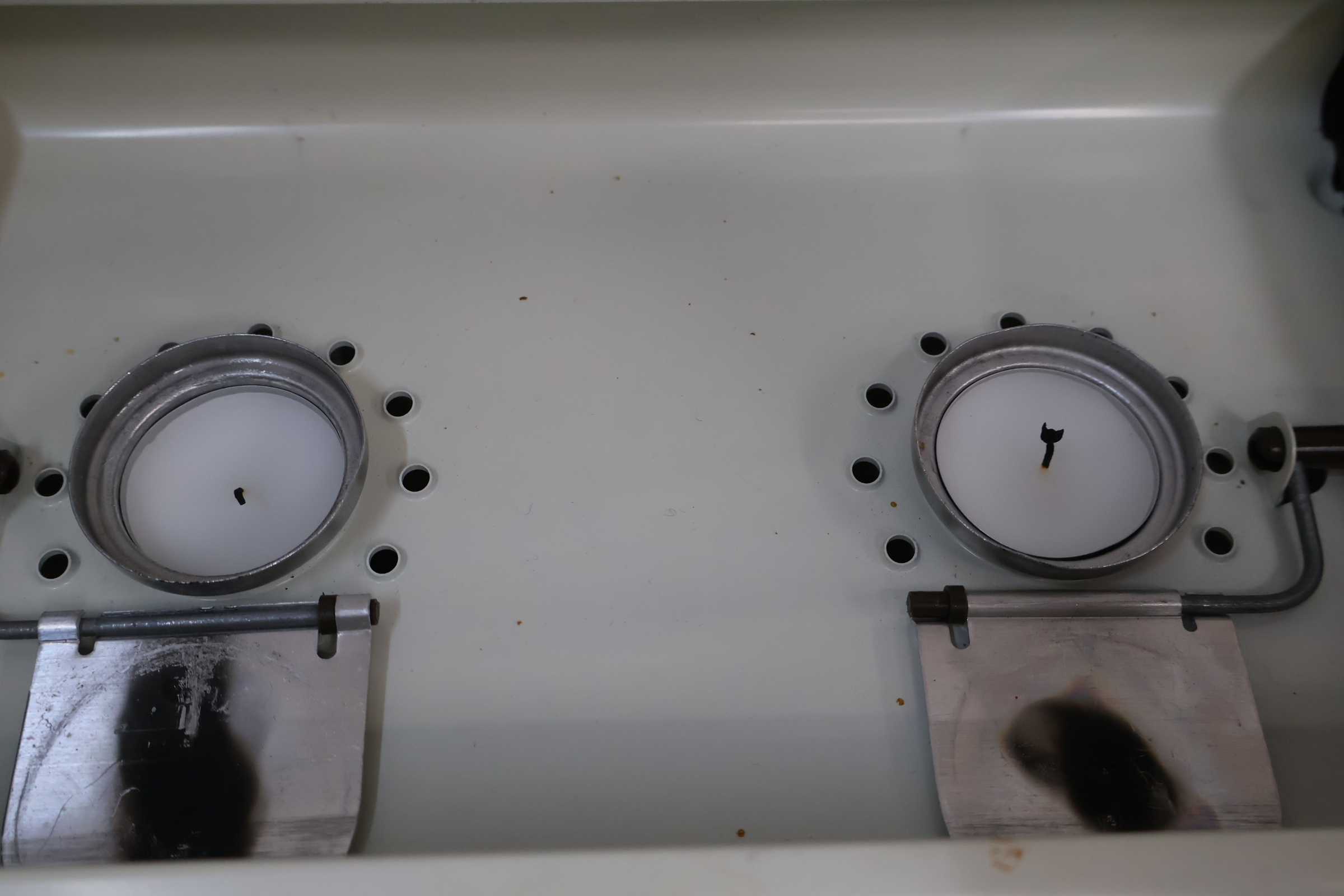 Brabantia schotelwarmer – foto 8 – kavel bij GSD Auctions, Zoeterwoude