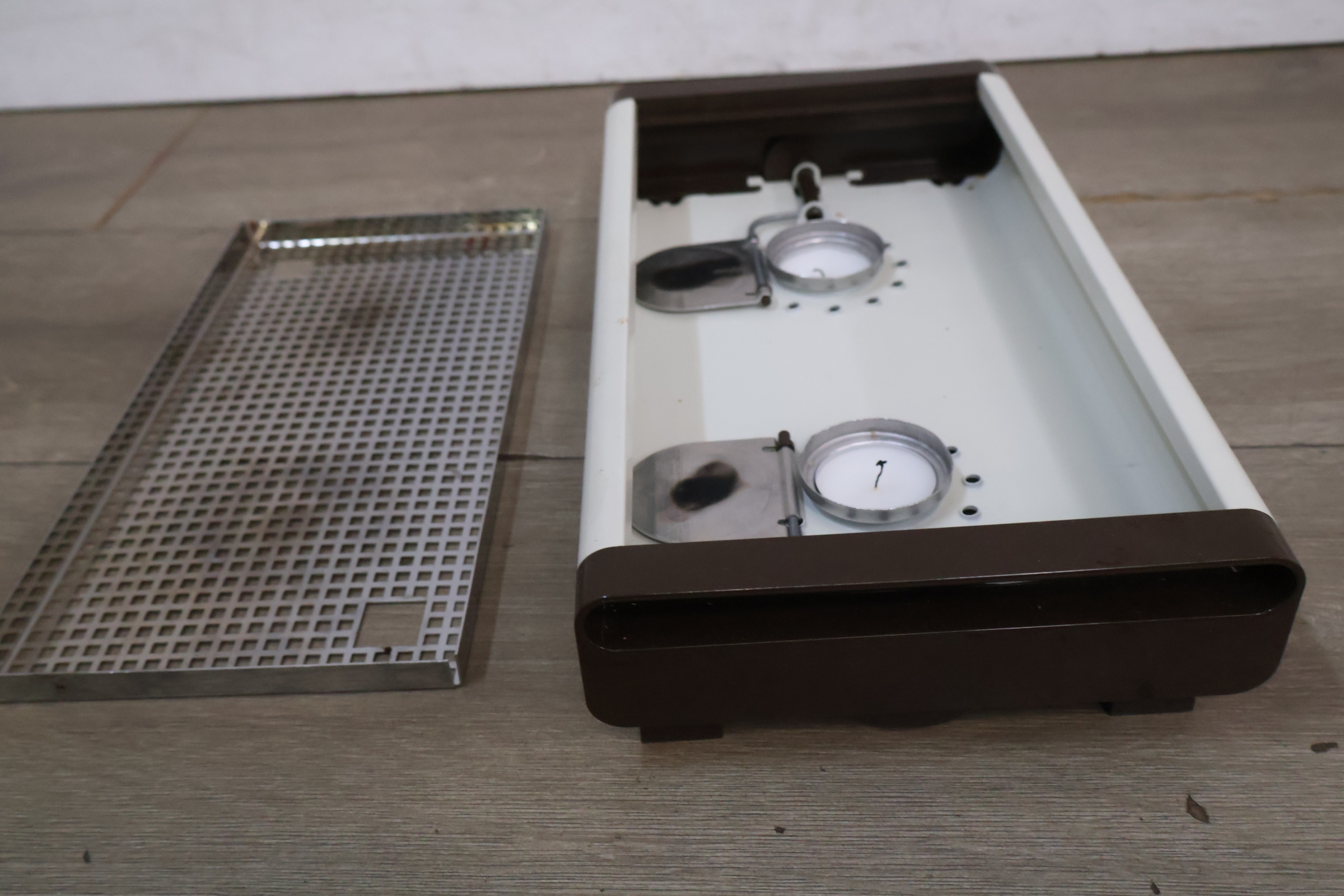 Brabantia schotelwarmer – foto 9 – kavel bij GSD Auctions, Zoeterwoude