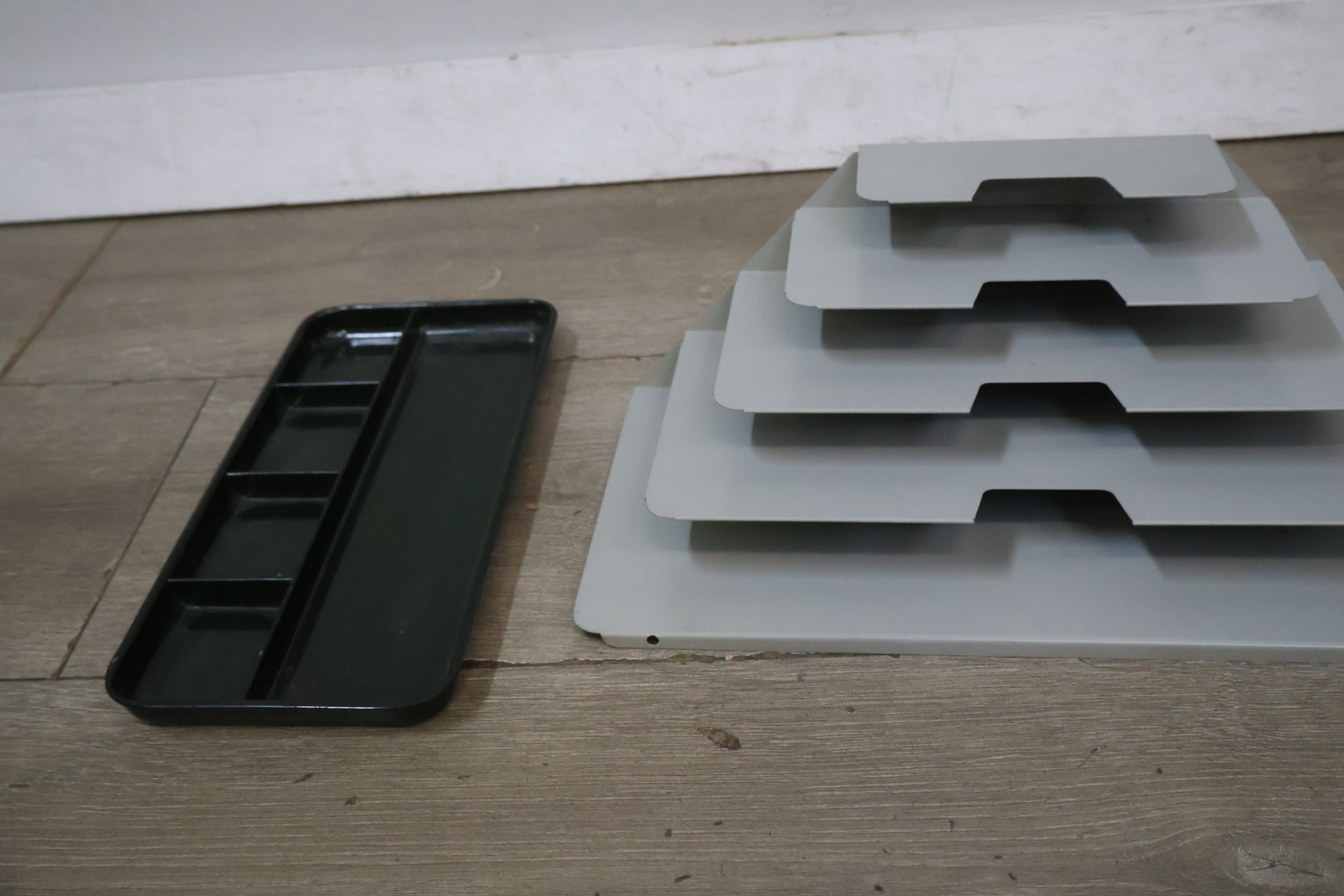 Metalen organizer – foto 9 – kavel bij GSD Auctions, Zoeterwoude