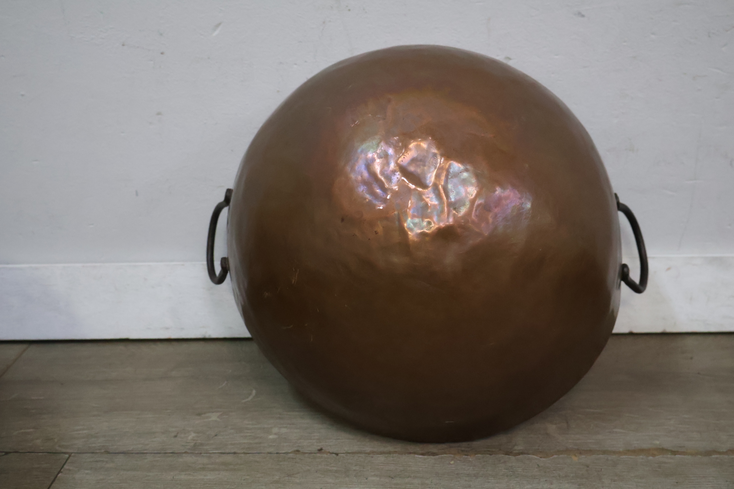 Set van 2 Antieke Gietijzeren Plantenbakken – foto 6 – kavel bij GSD Auctions, Zoeterwoude