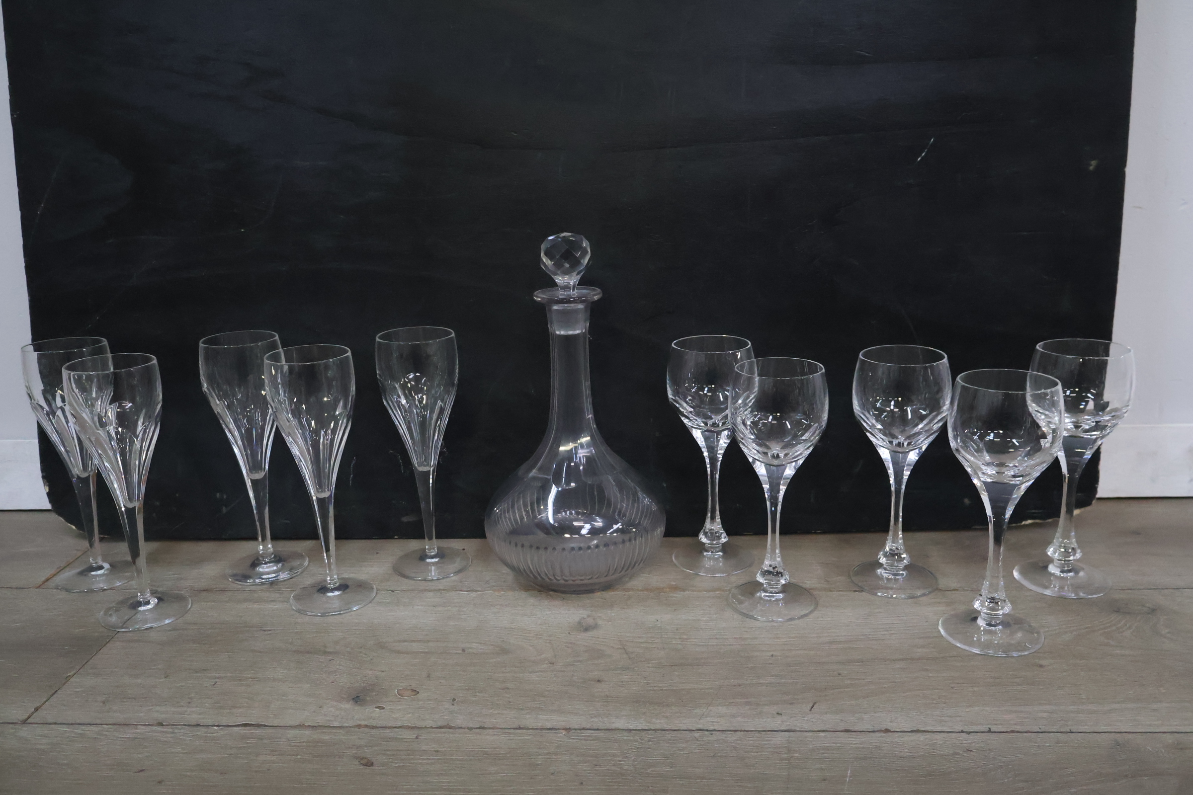 Kristallen karaf met wijnglazen – foto 3 – kavel bij GSD Auctions, Zoeterwoude