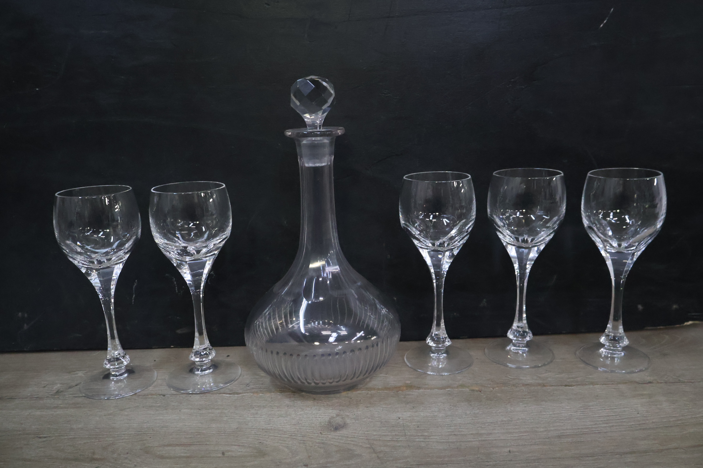 Kristallen karaf met wijnglazen – foto 7 – kavel bij GSD Auctions, Zoeterwoude