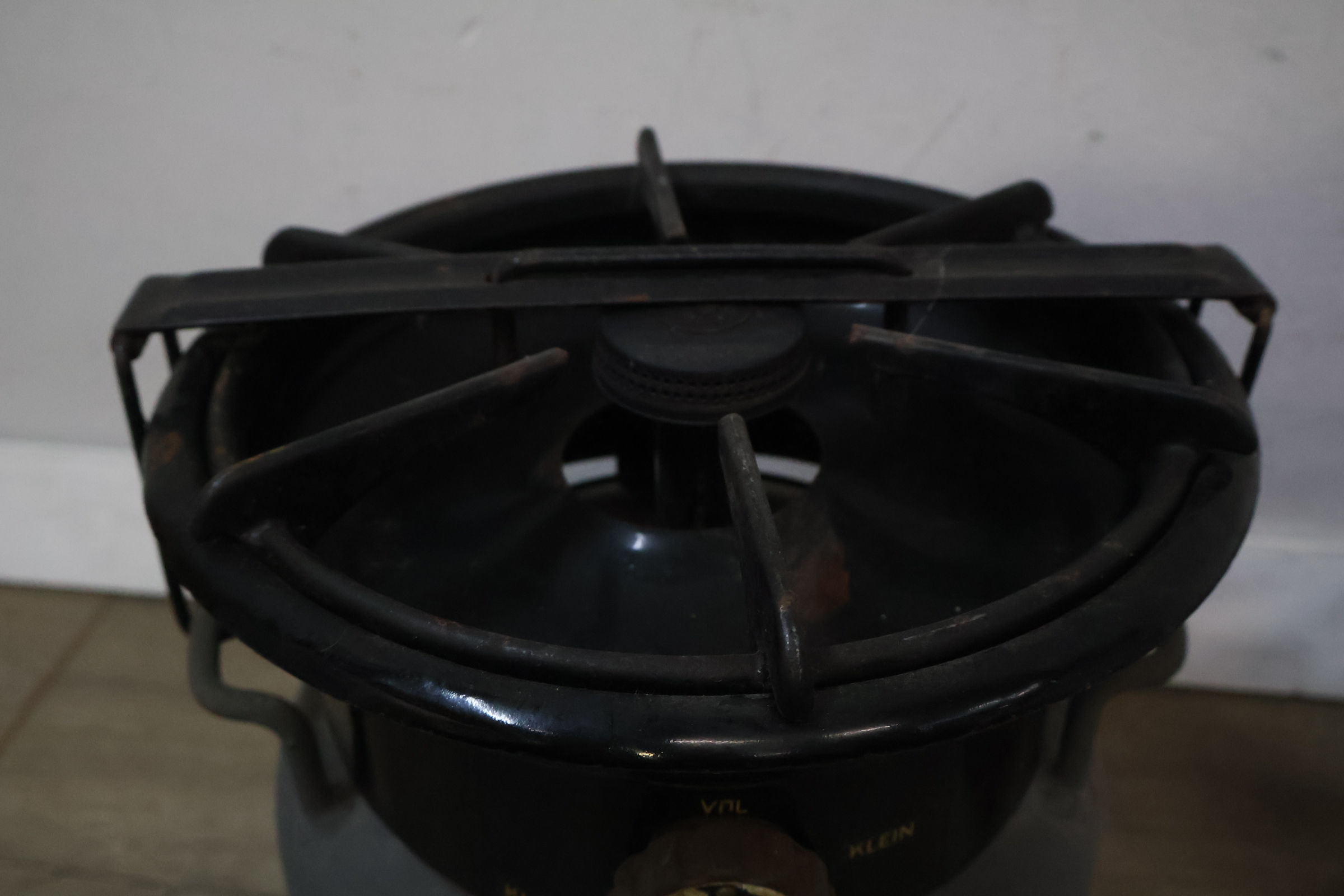 Vintage Petroleumstellen met Pannetjes – foto 9 – kavel bij GSD Auctions, Zoeterwoude