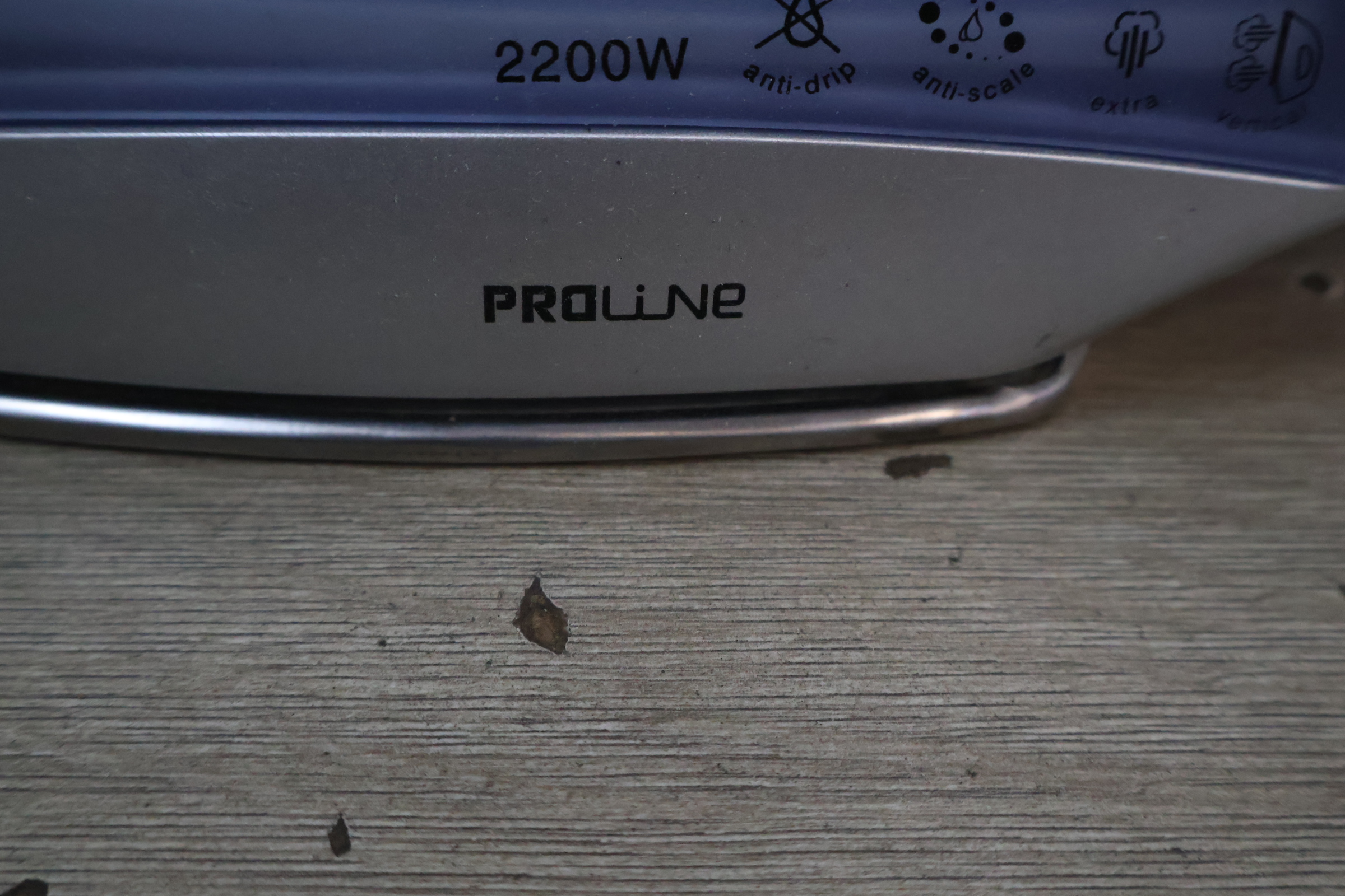 Proline stoomstrijkijzer 2200W – foto 8 – kavel bij GSD Auctions, Zoeterwoude