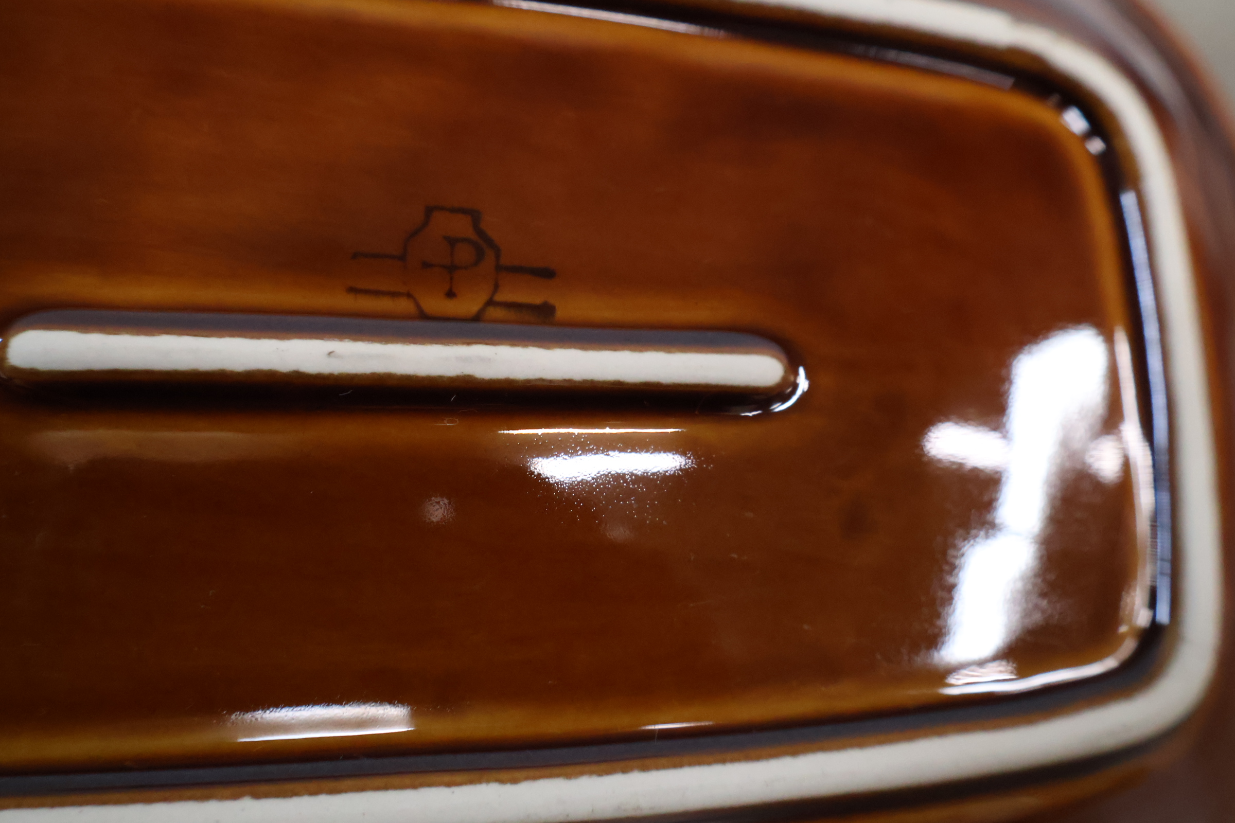 Set bruin keramisch servies van Pruszków – foto 7 – kavel bij GSD Auctions, Zoeterwoude