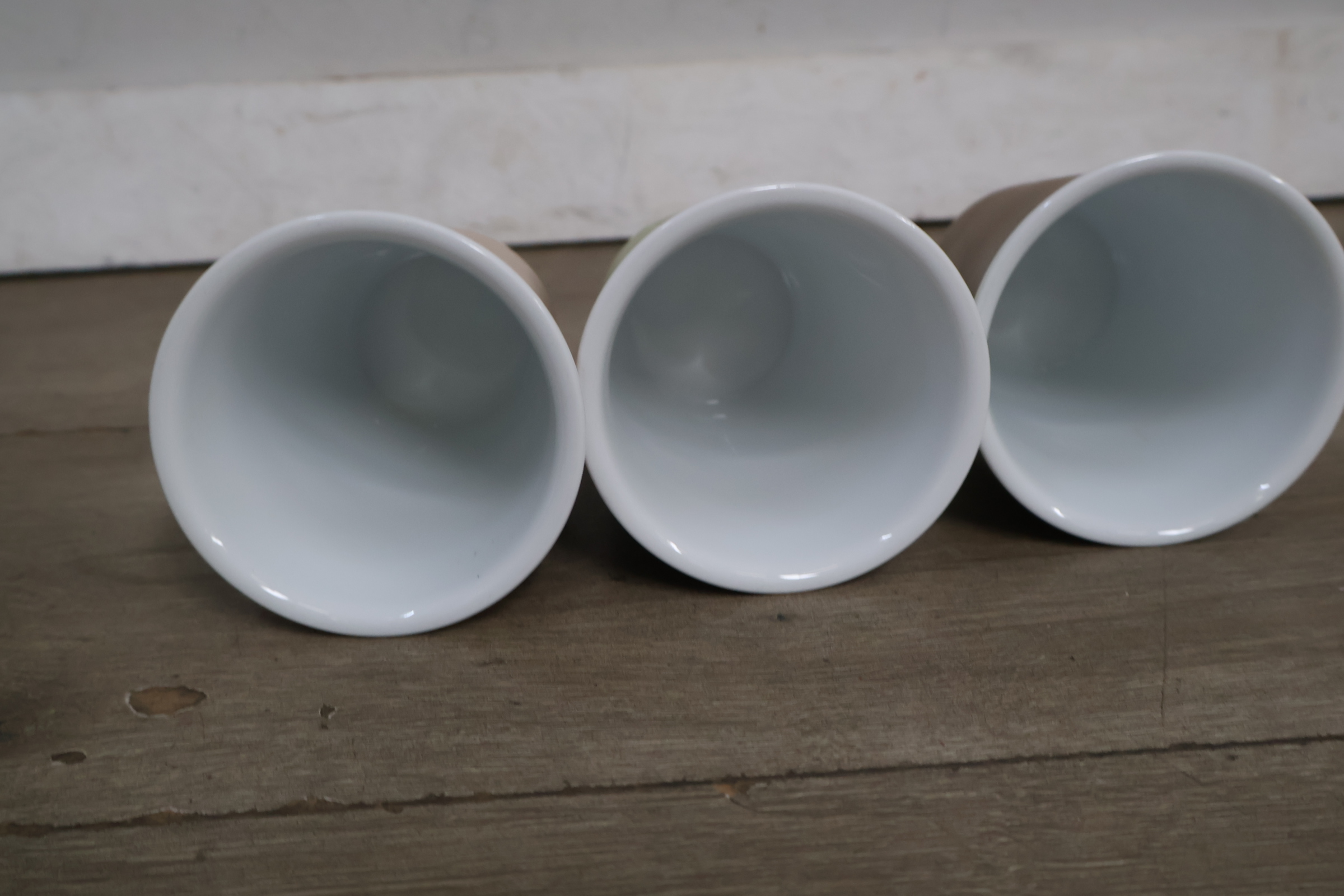 Set van 8 Viva Scandinavia koffiebekers – foto 7 – kavel bij GSD Auctions, Zoeterwoude