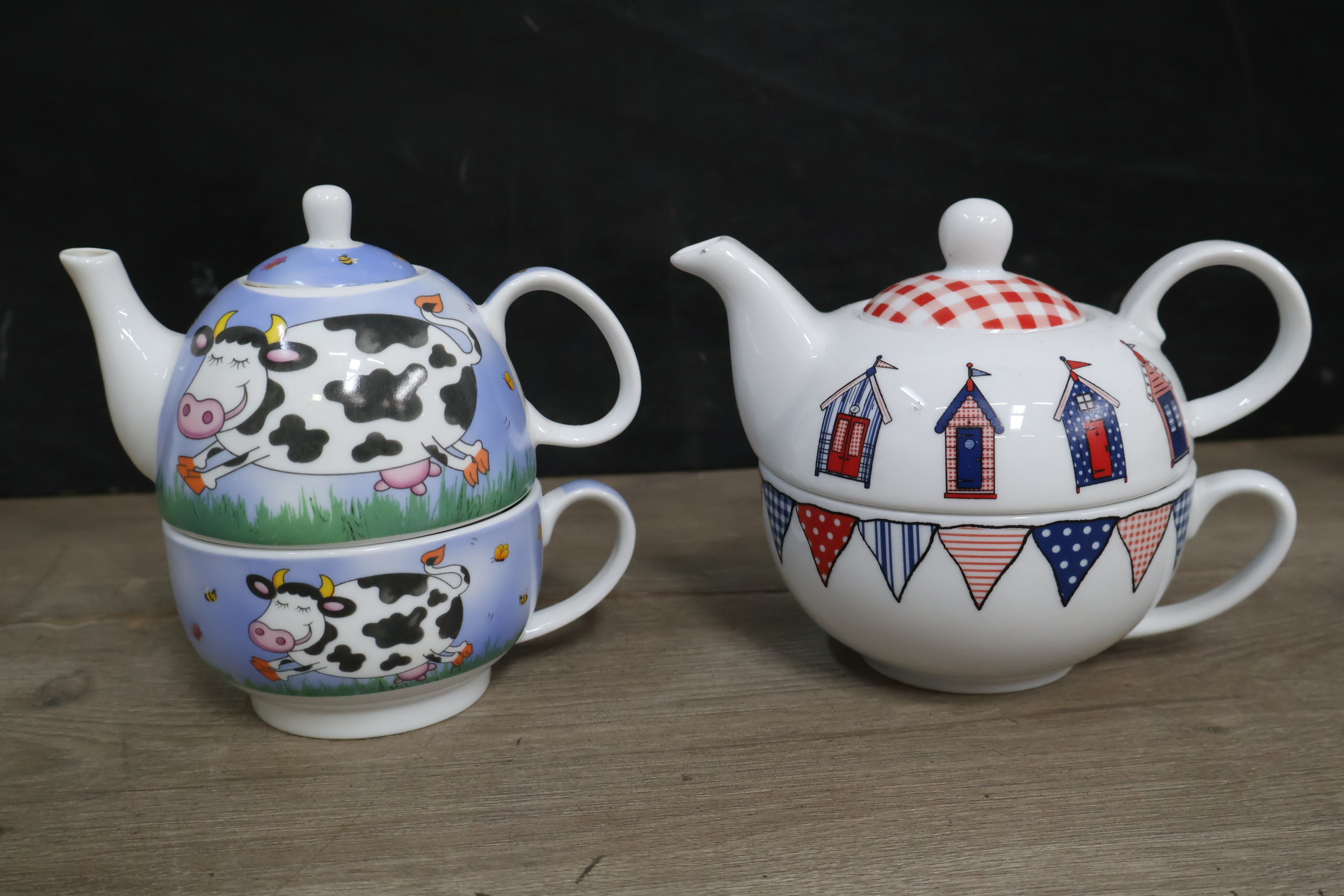 Set van 2 theepotten – foto 3 – kavel bij GSD Auctions, Zoeterwoude
