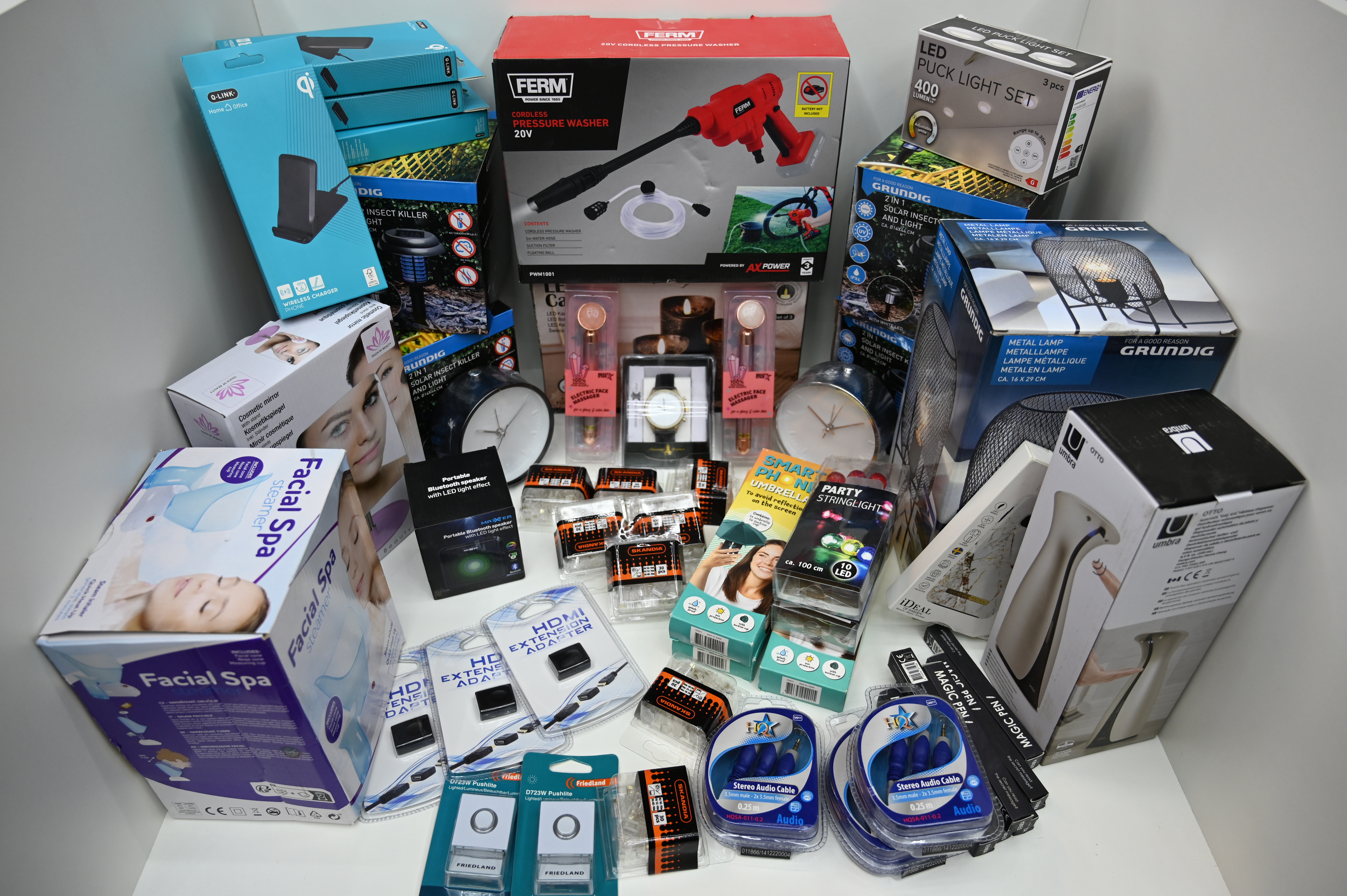 Mystery Elektronica Box XL met 50 items – foto 4 – kavel bij GSD Auctions, Zoeterwoude