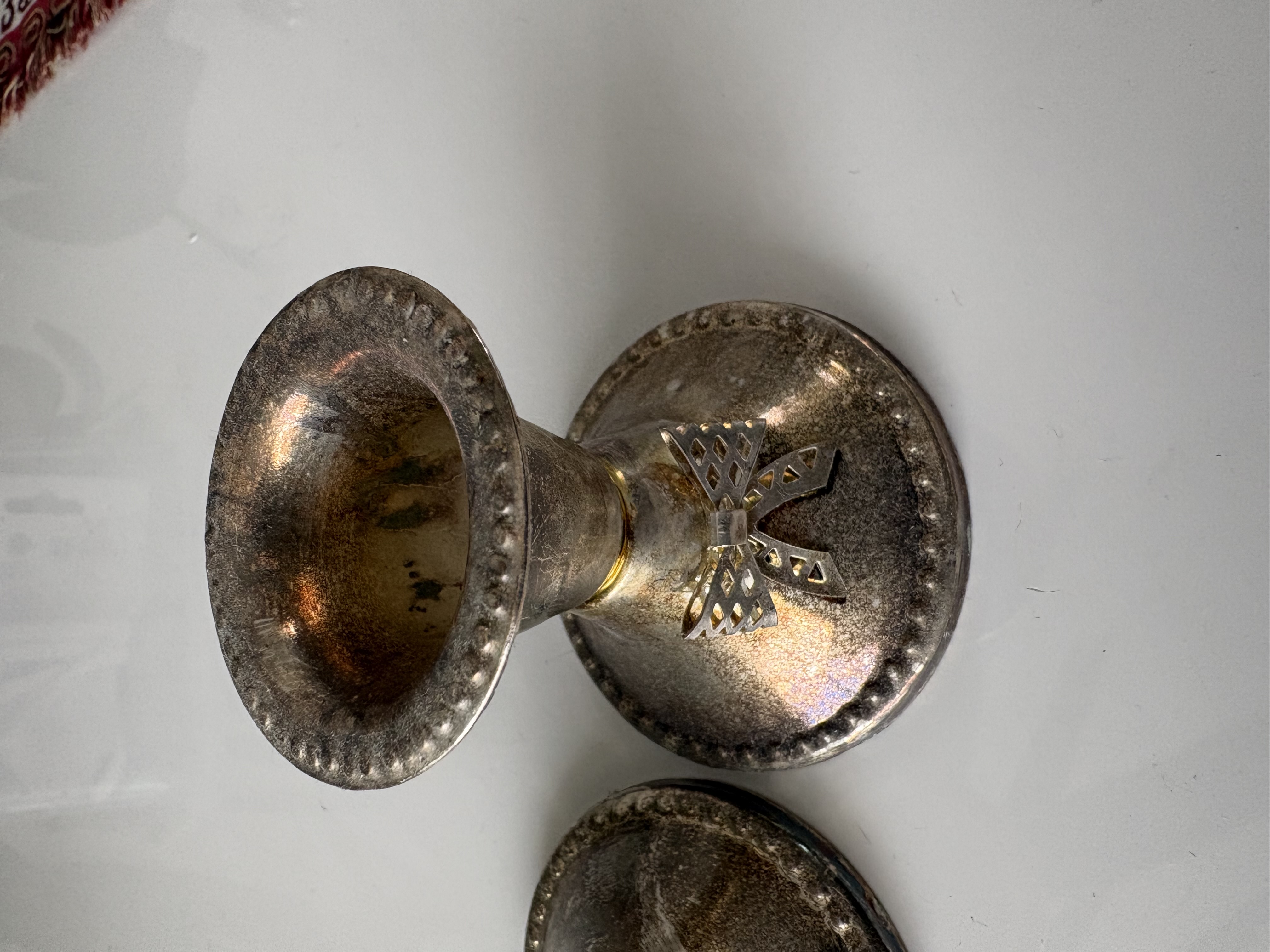 2 verzilverde kandelaars – foto 3 – kavel bij GSD Auctions, Zoeterwoude