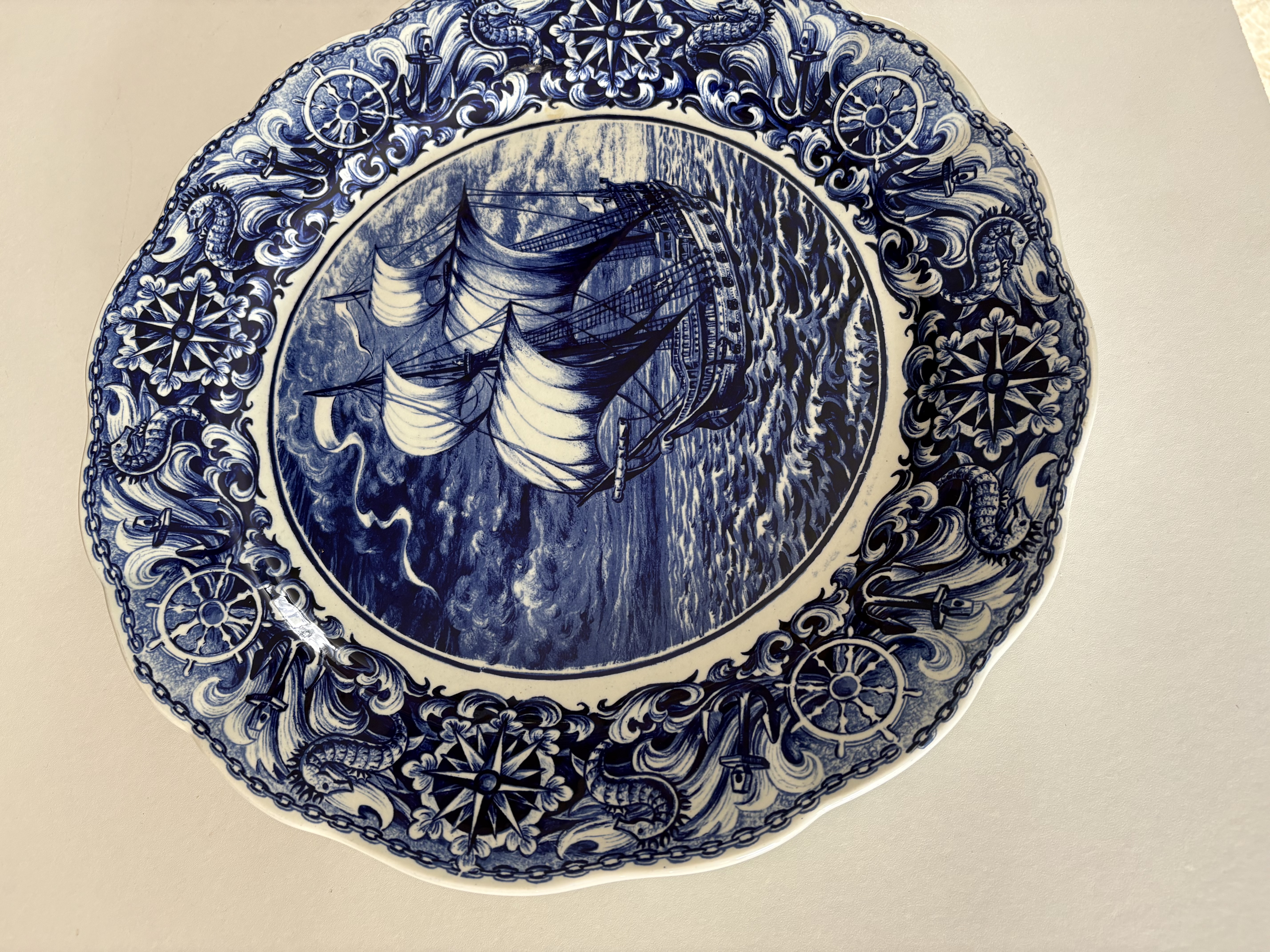 Royal Delft (Boch Freres) Bord – foto 3 – kavel bij GSD Auctions, Zoeterwoude