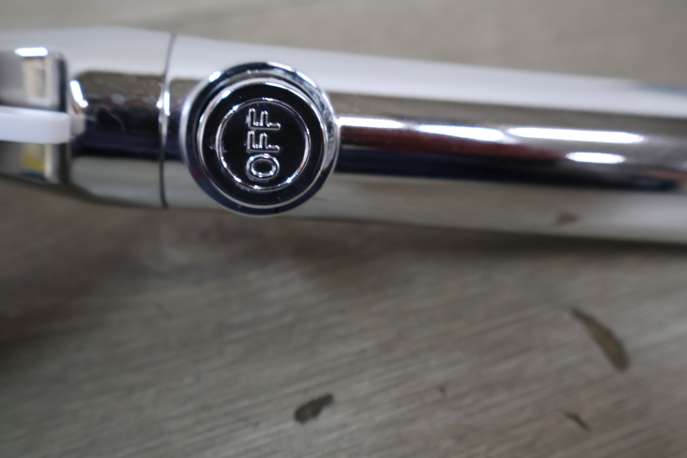 Schütte Samoa Rain douchekop' – foto 12 – kavel bij GSD Auctions, Zoeterwoude