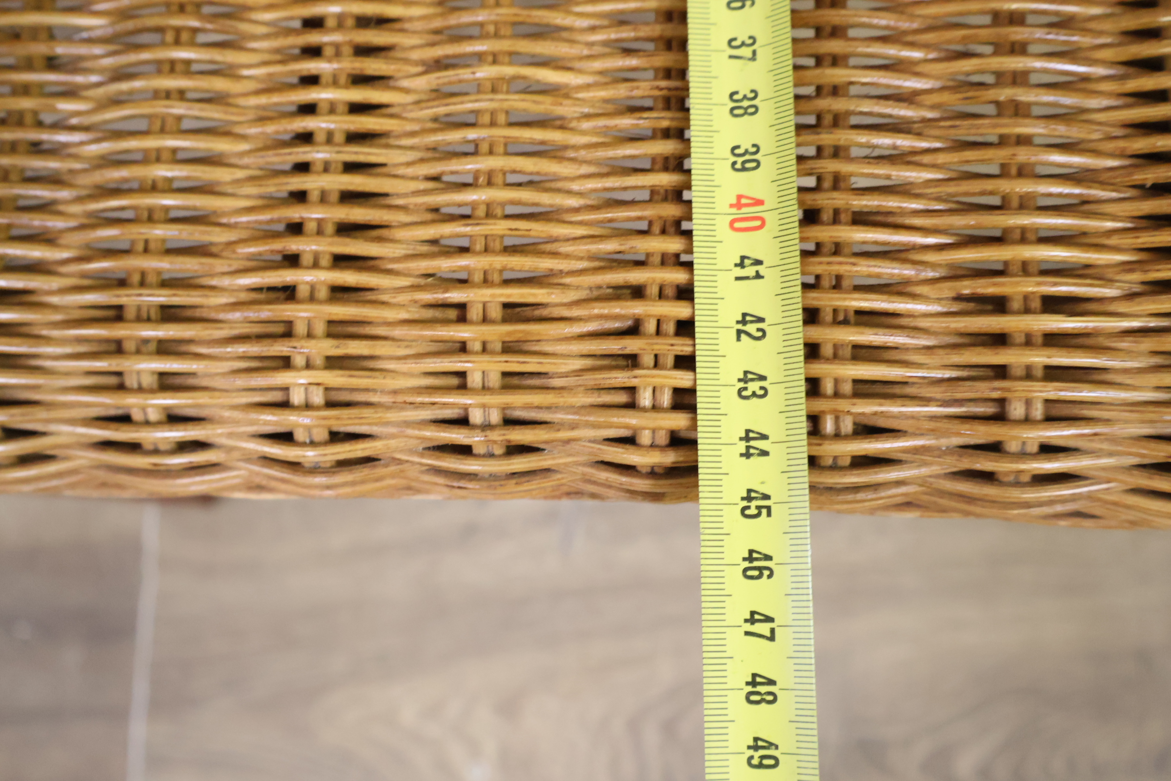 Rotan stoel met houten frame' – foto 13 – kavel bij GSD Auctions, Zoeterwoude