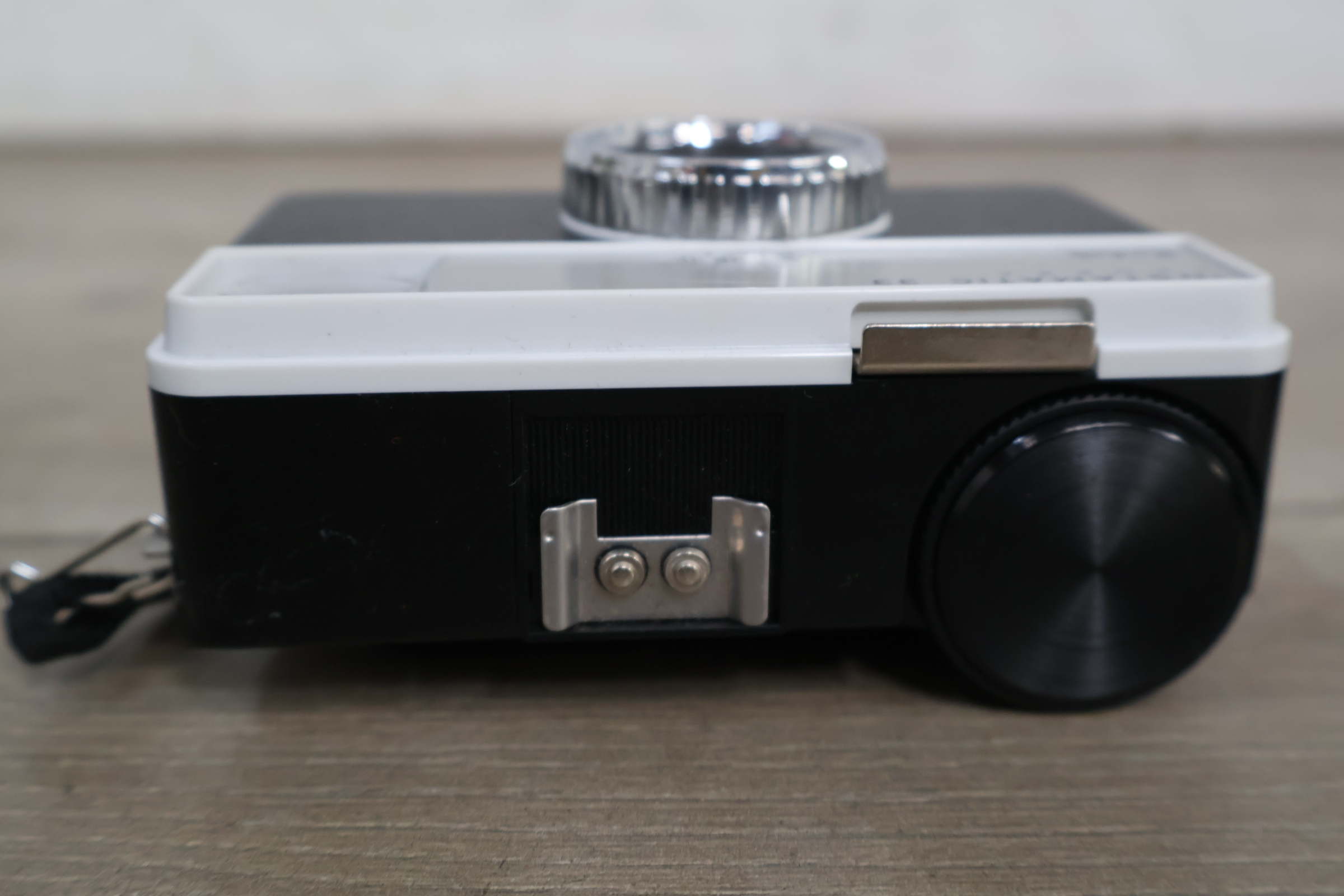 Kodak Instamatic 33, Swops Super De Luxe transistor radio' – foto 11 – kavel bij GSD Auctions, Zoeterwoude