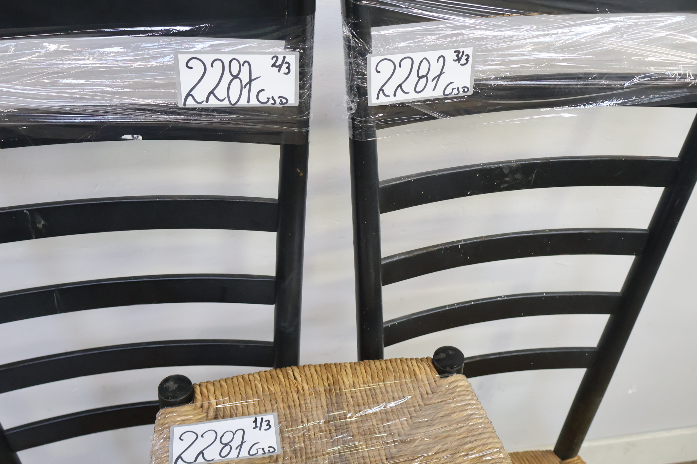 Set van 2 Italian Chiavari Ladderback Chairs - Jaren '50' – foto 21 – kavel bij GSD Auctions, Zoeterwoude